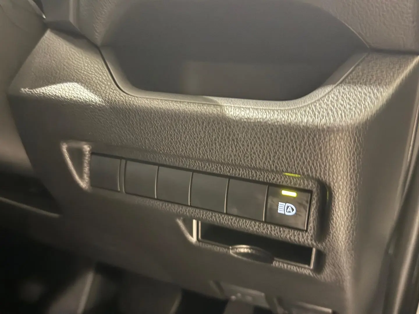 2022 Toyota RAV4 Gallery Image 20