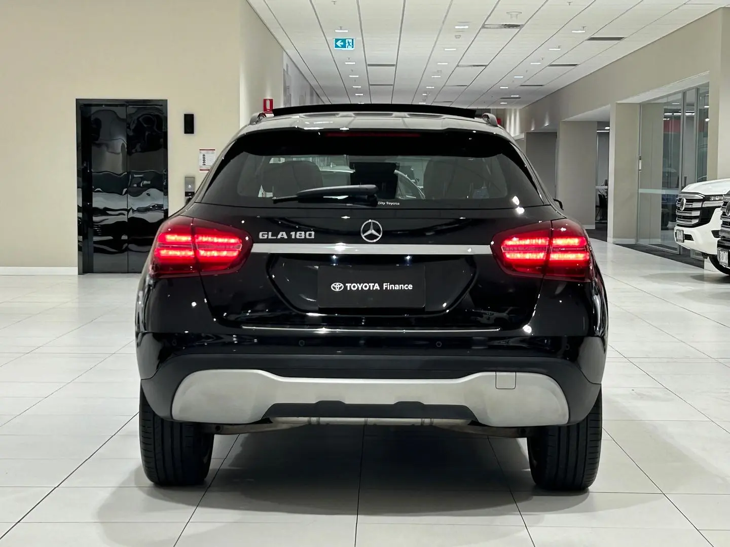 2019 Mercedes-Benz GLA-Class Gallery Image 9