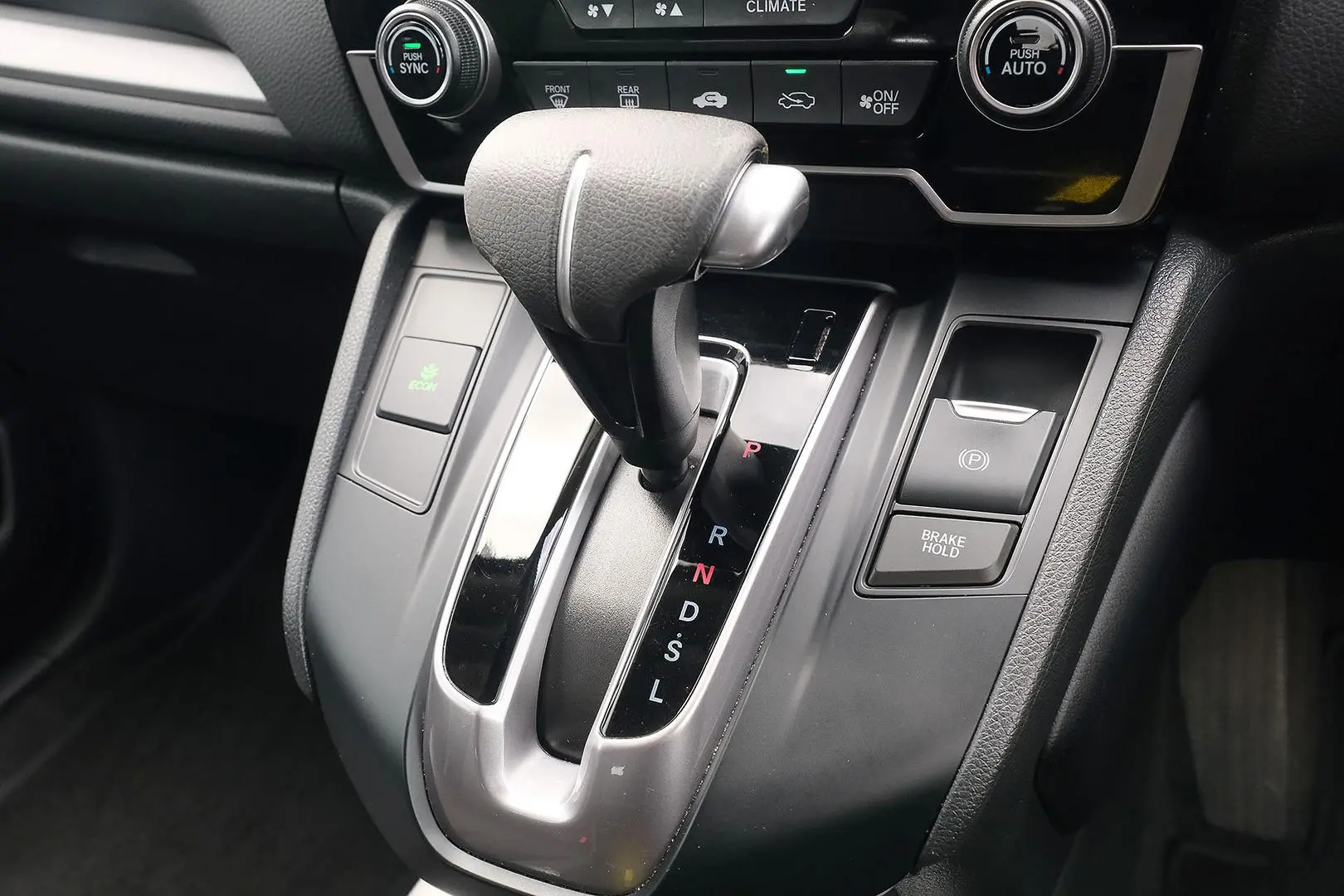 2017 Honda CR-V Gallery Image 18