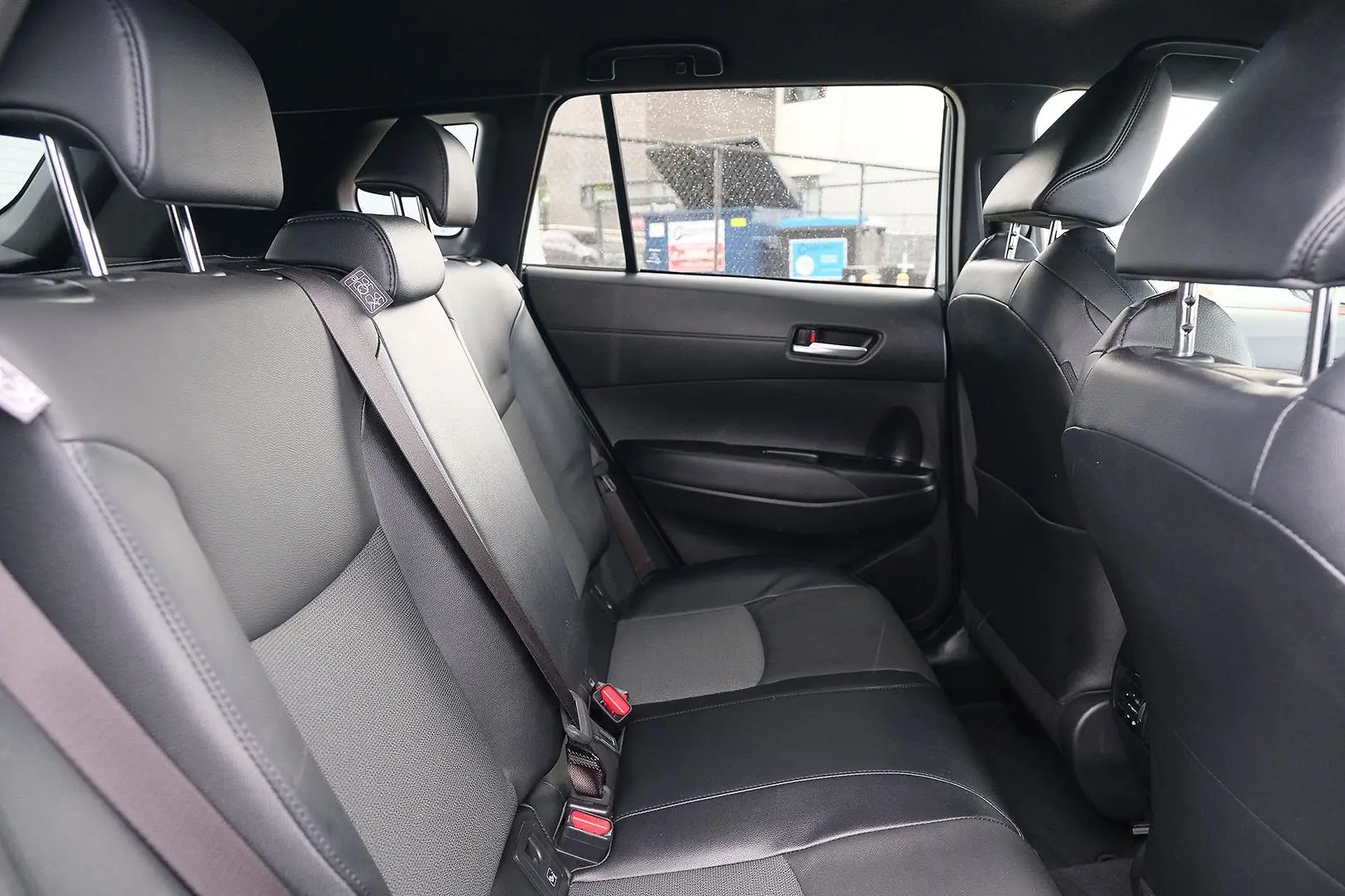 2024 Toyota Corolla Cross Gallery Image 11