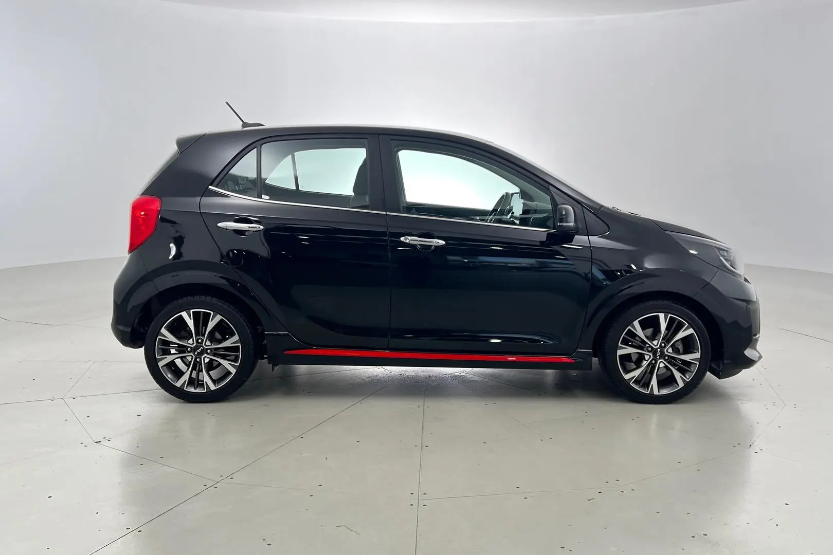 2023 Kia Picanto Gallery Image 3