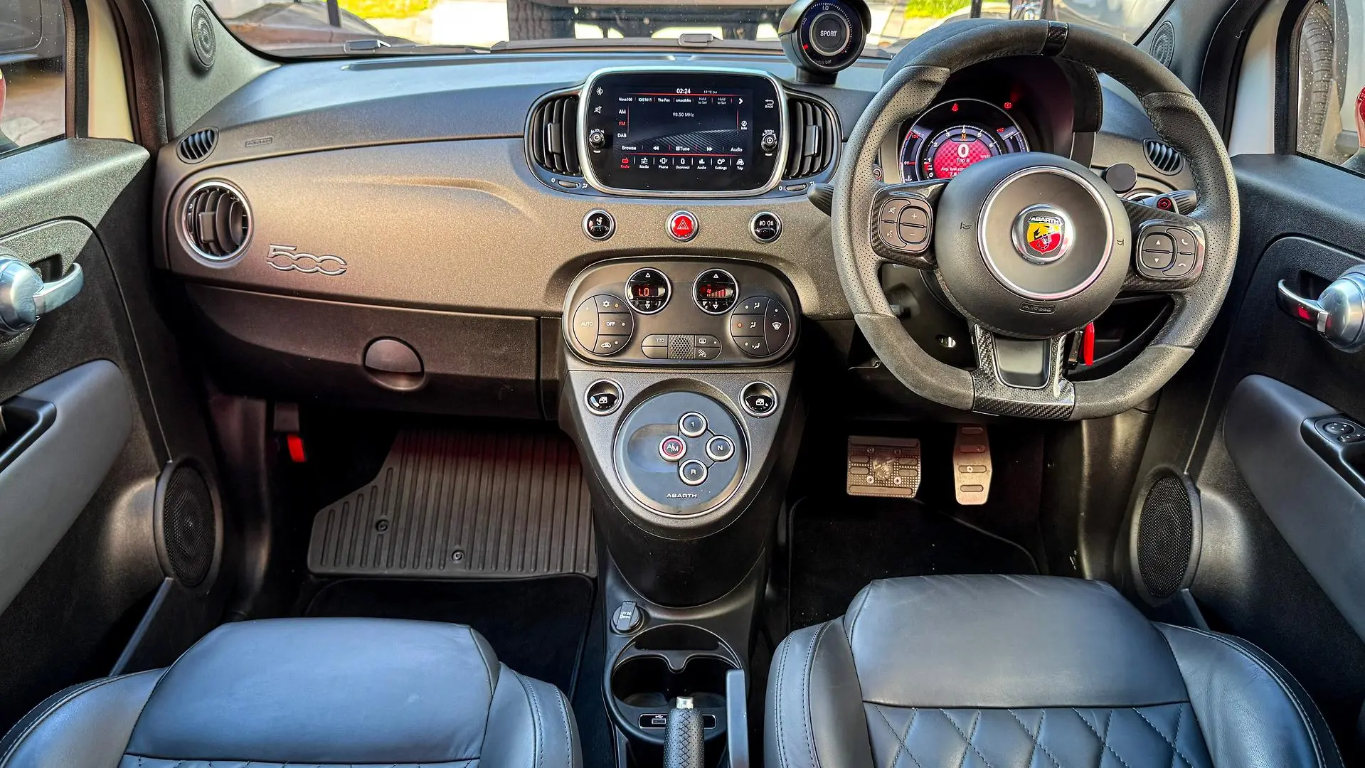 2021 Abarth 595 Image 20