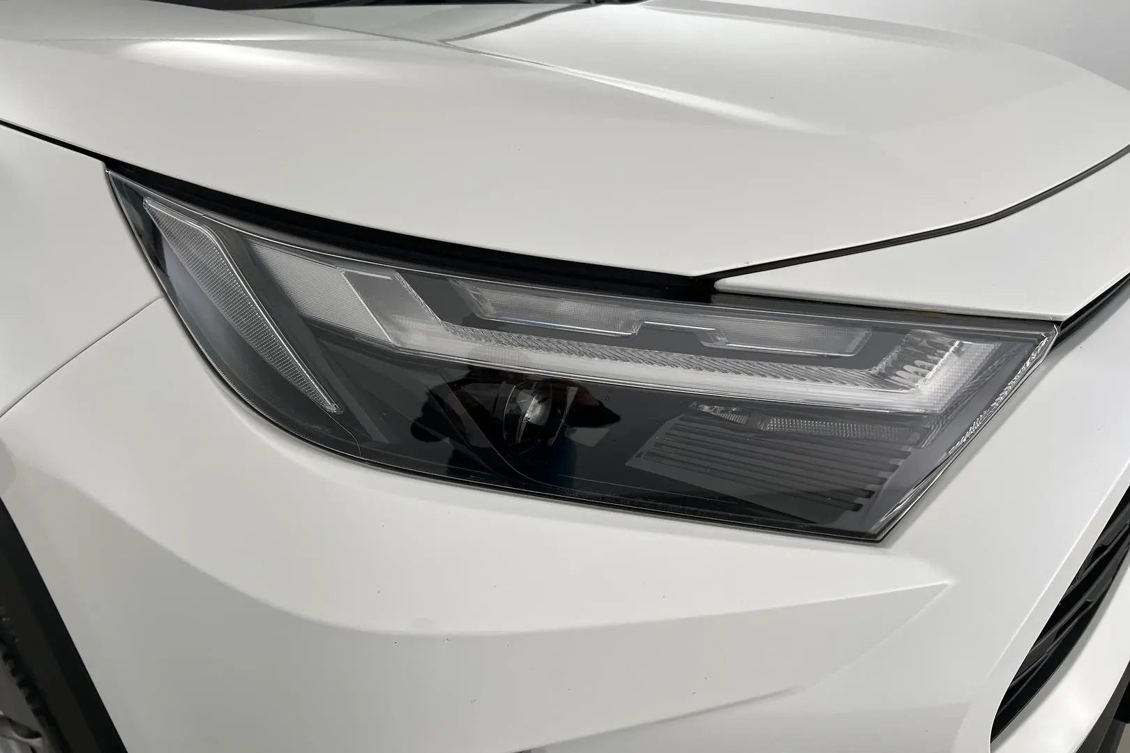 2023 Toyota RAV4 Gallery Image 2