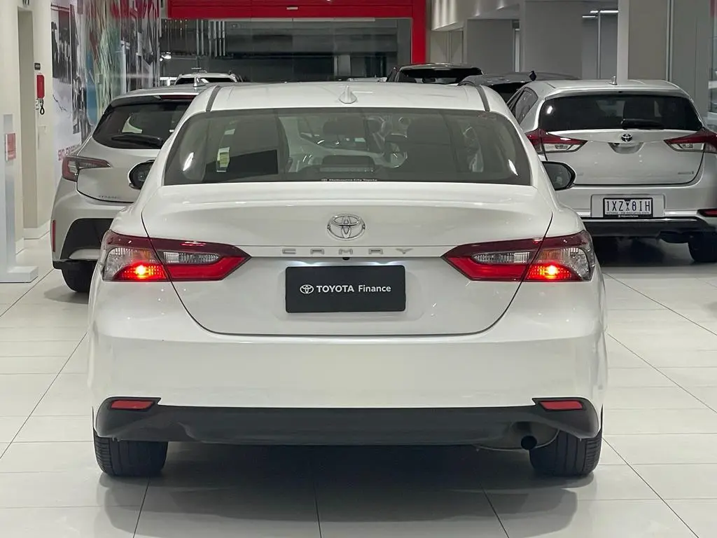 2024 Toyota Camry Gallery Image 9