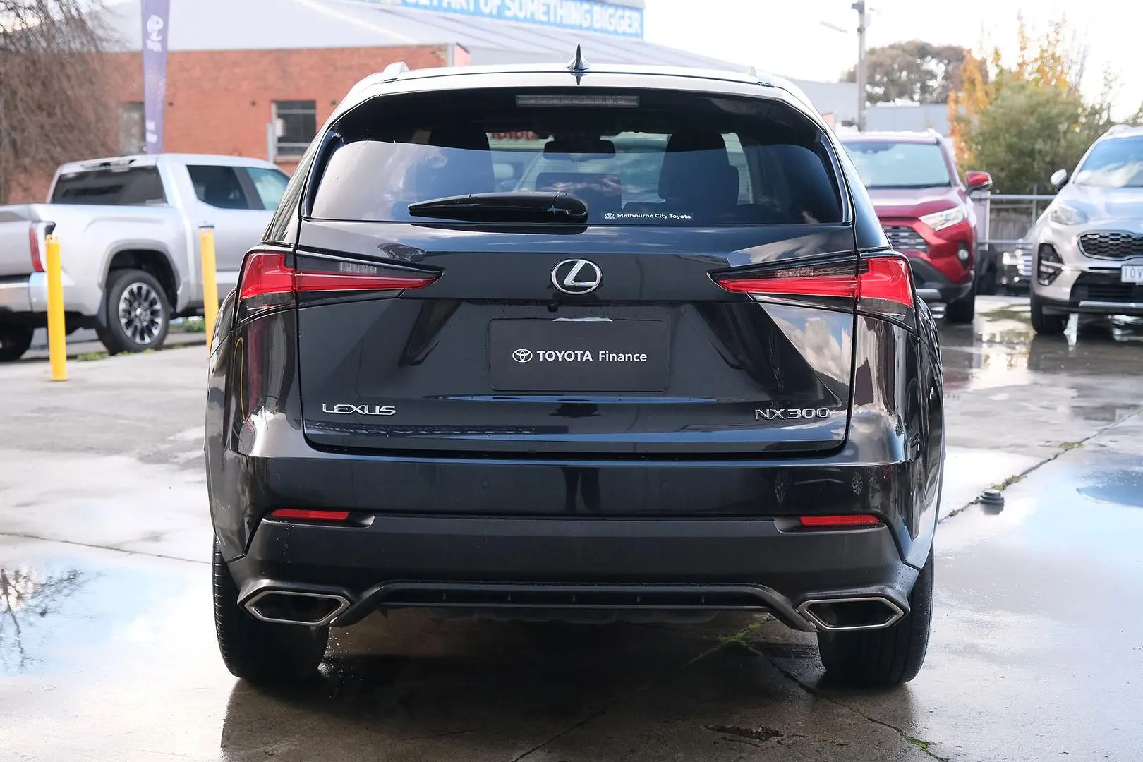 2019 Lexus NX Gallery Image 4