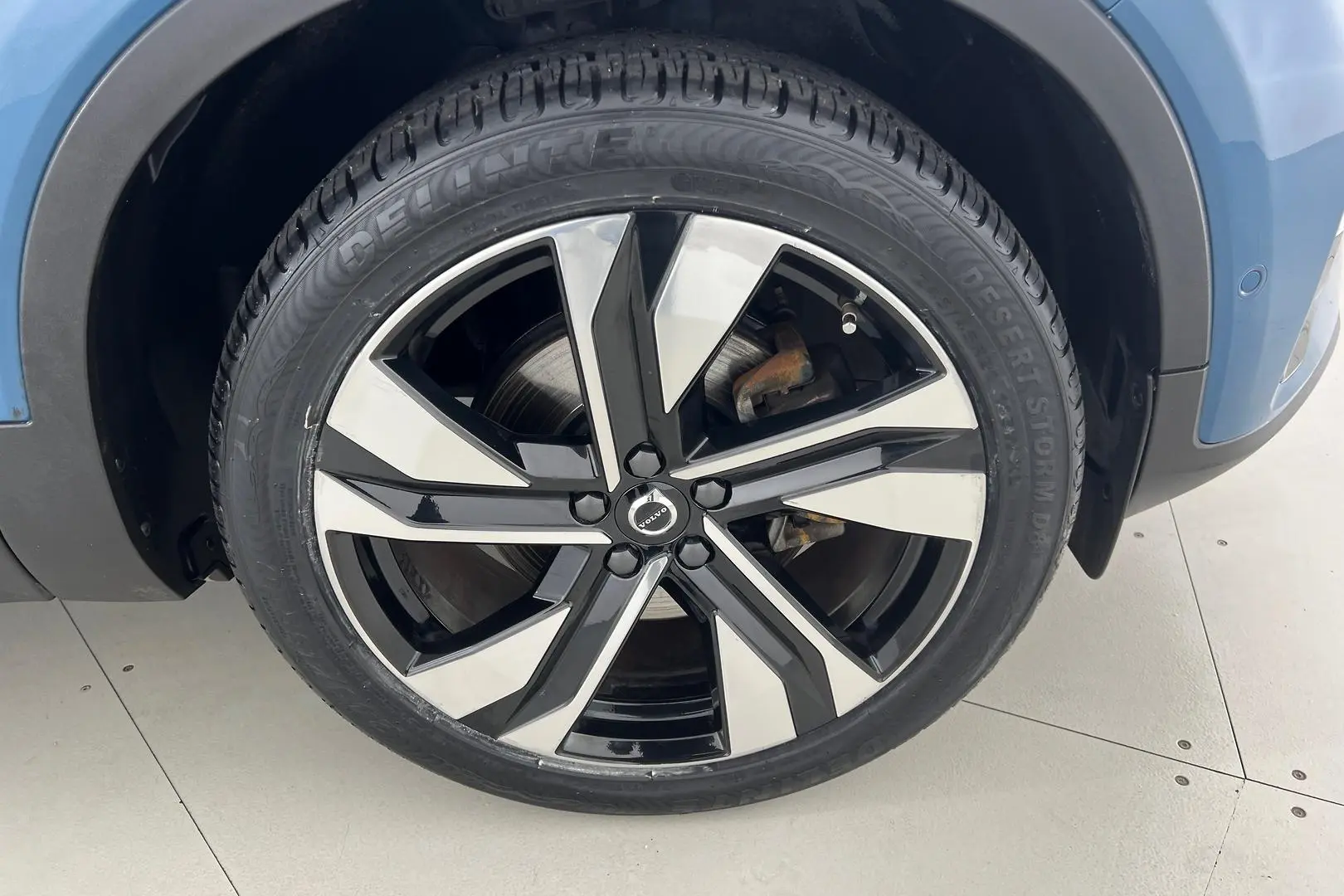 2022 Volvo XC40 Gallery Image 14