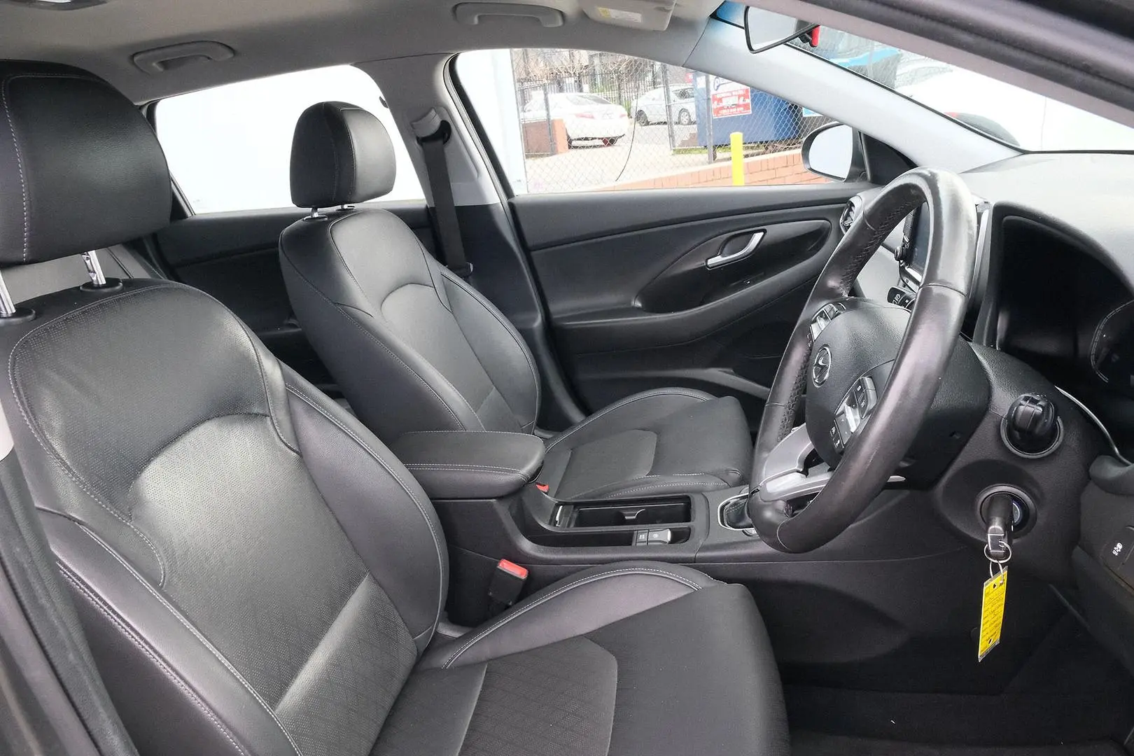 2021 Hyundai i30 Gallery Image 13