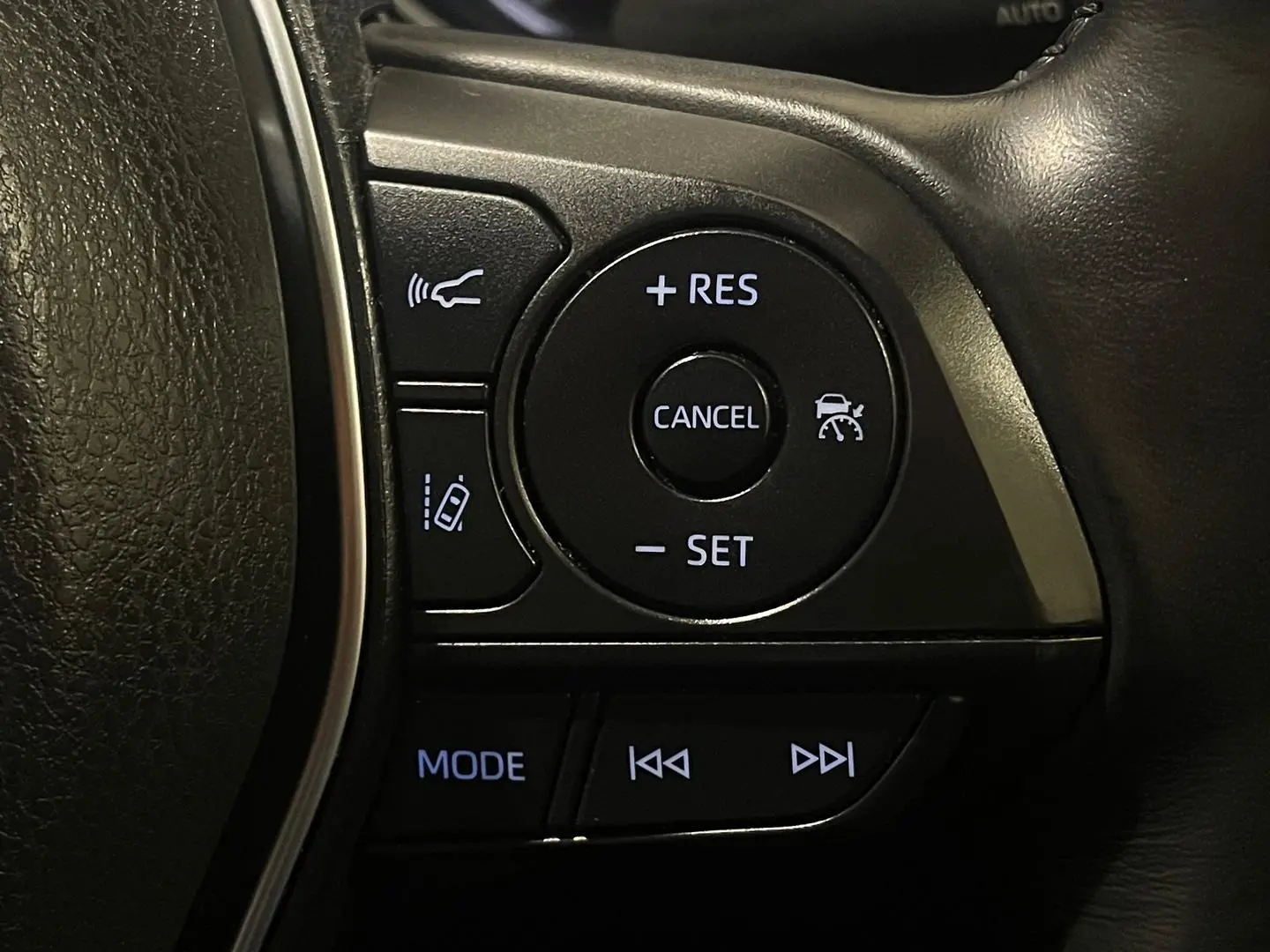 2021 Toyota Camry Gallery Image 22