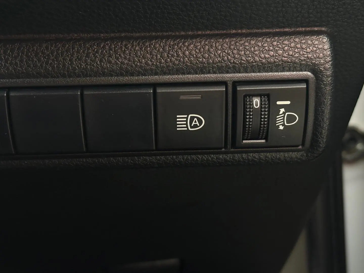 2018 Toyota Corolla Gallery Image 22