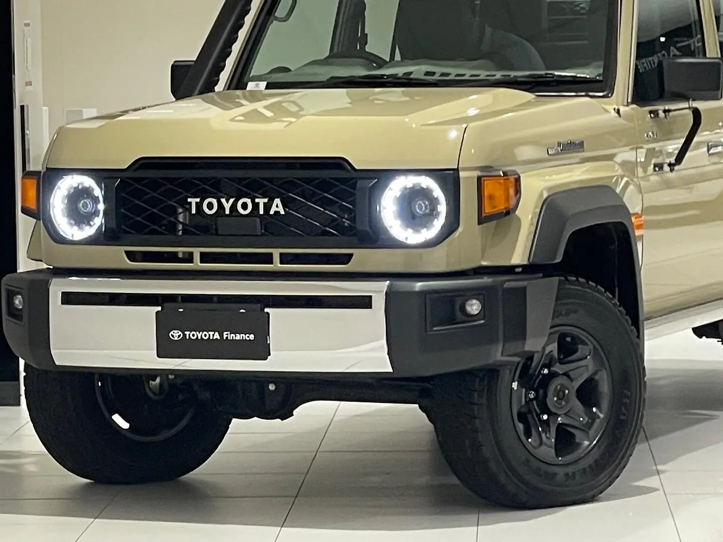 2023 Toyota Landcruiser Gallery Image 6