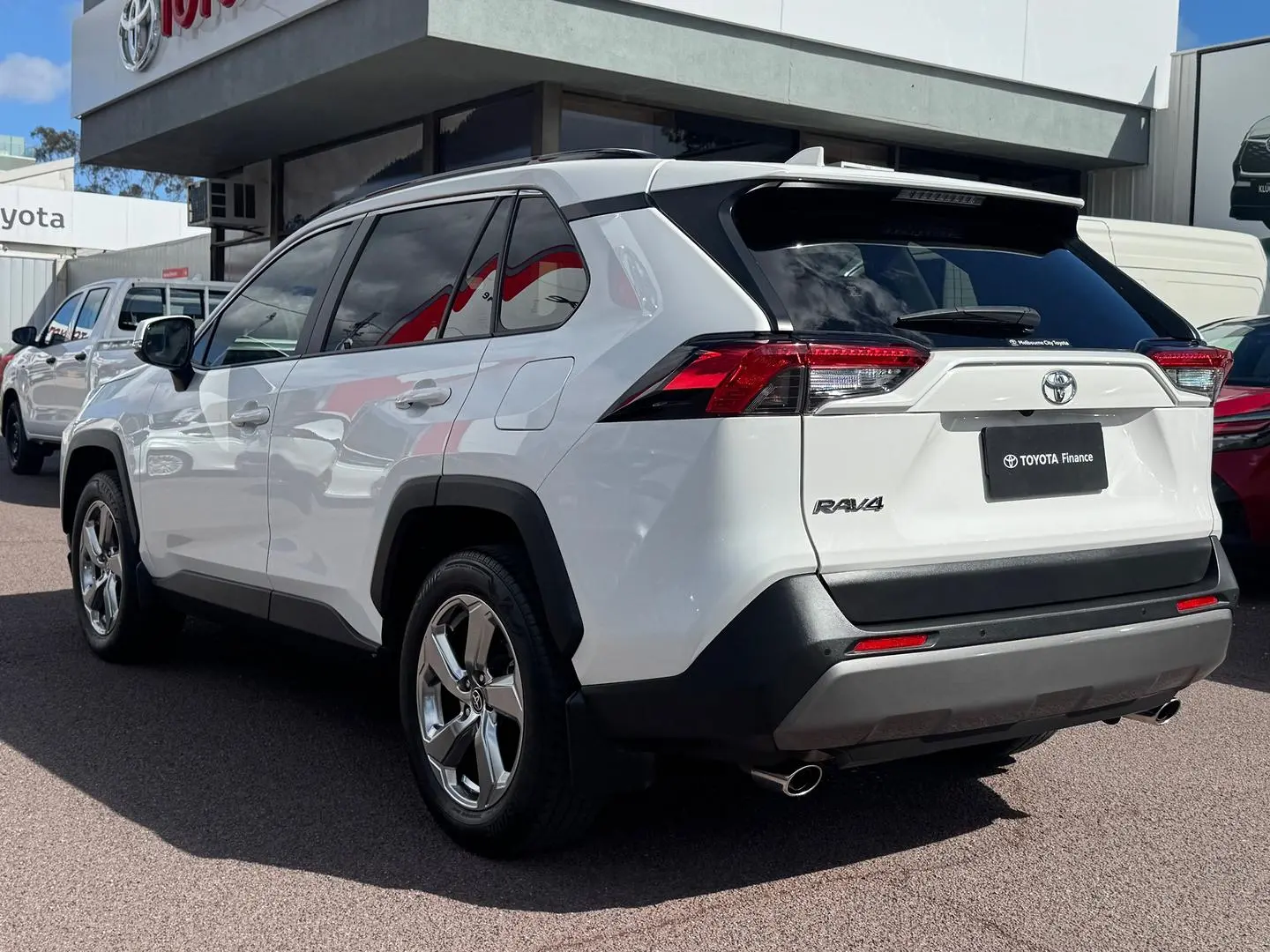2021 Toyota RAV4 Gallery Image 7
