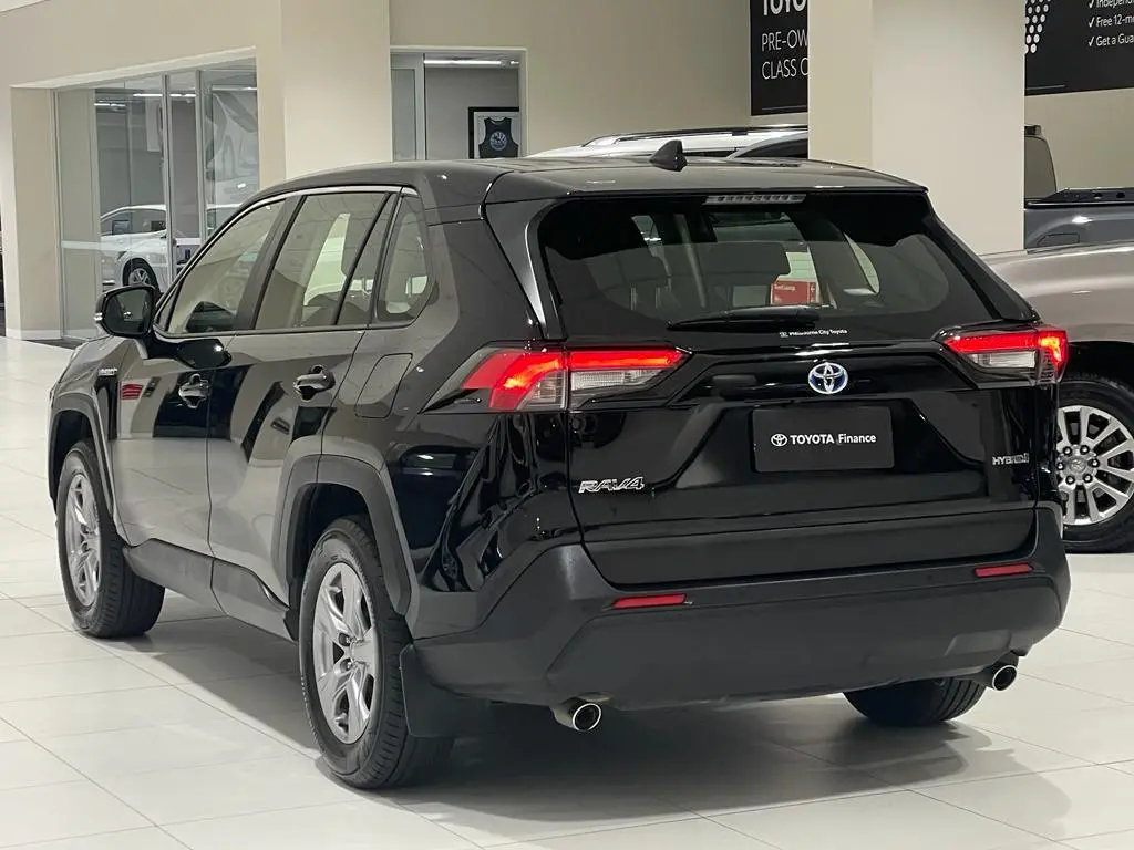 2022 Toyota RAV4 Gallery Image 8