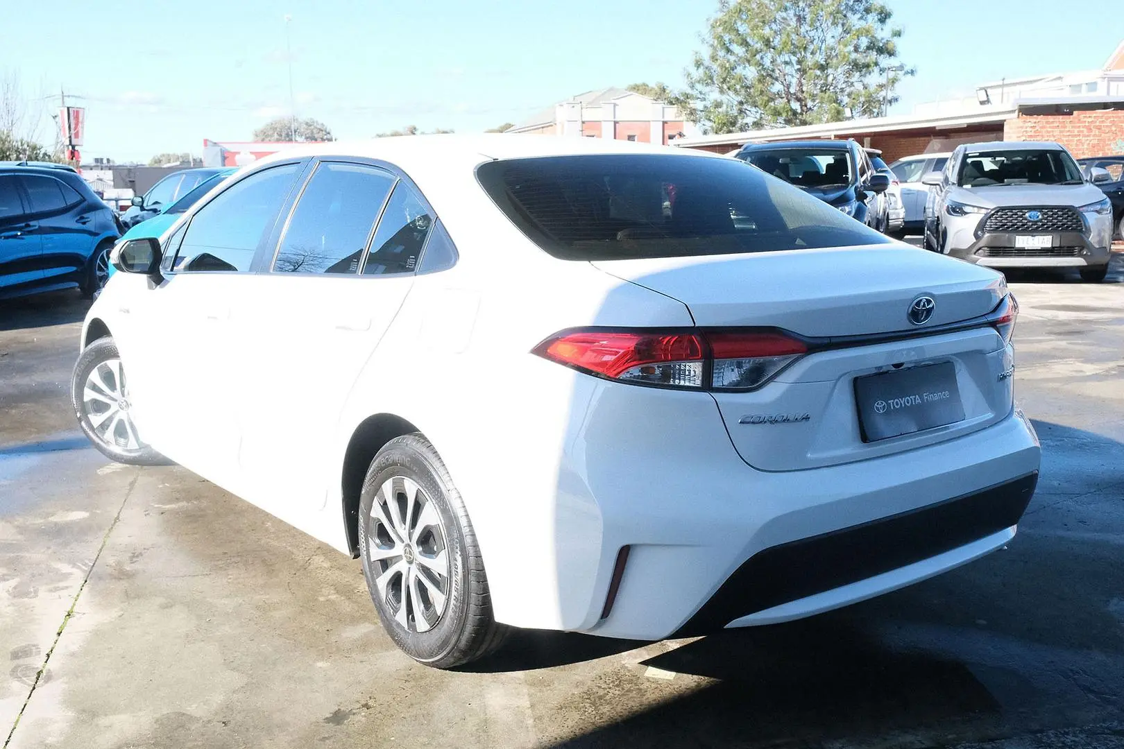 2021 Toyota Corolla Gallery Image 2