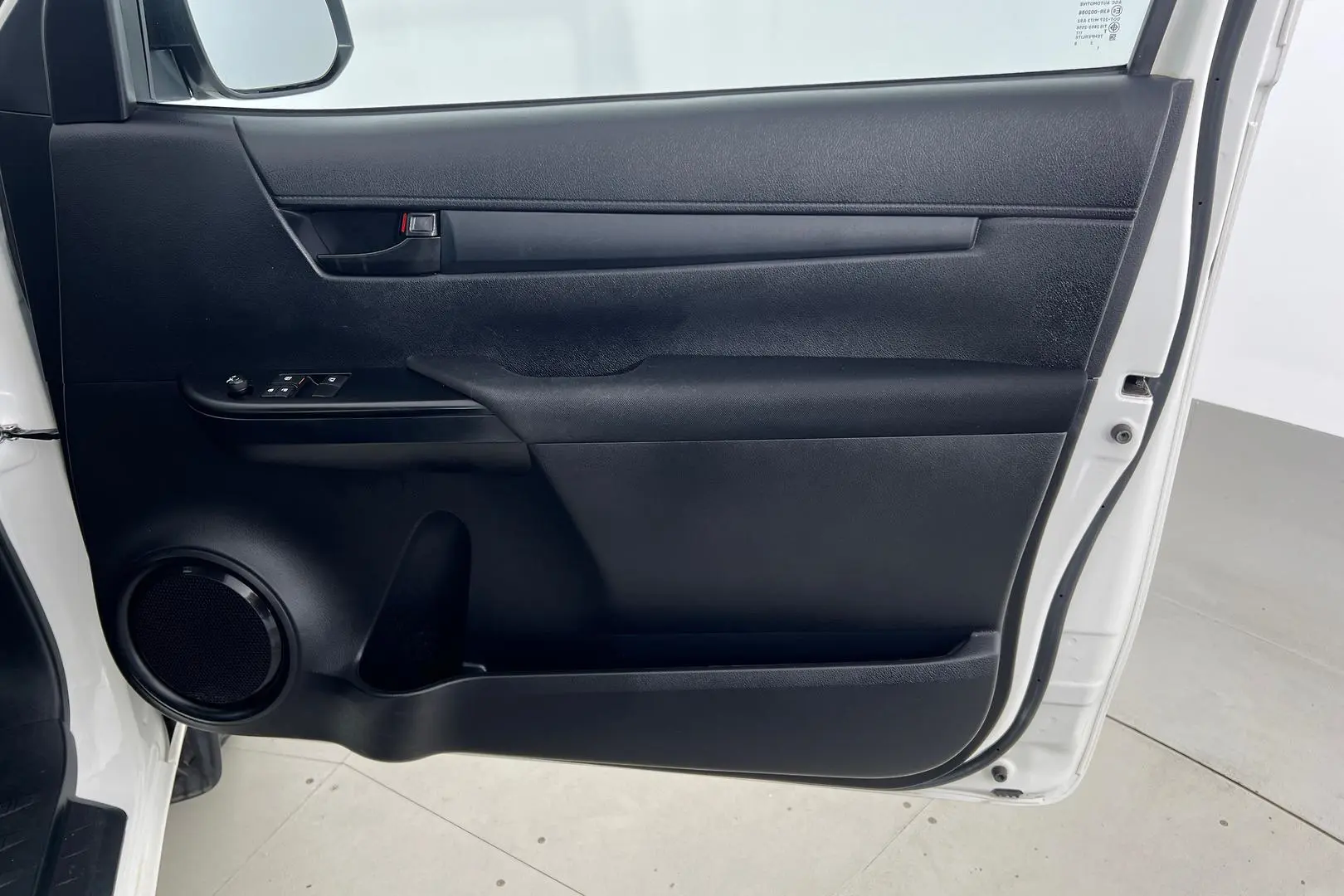 2020 Toyota Hilux Gallery Image 14