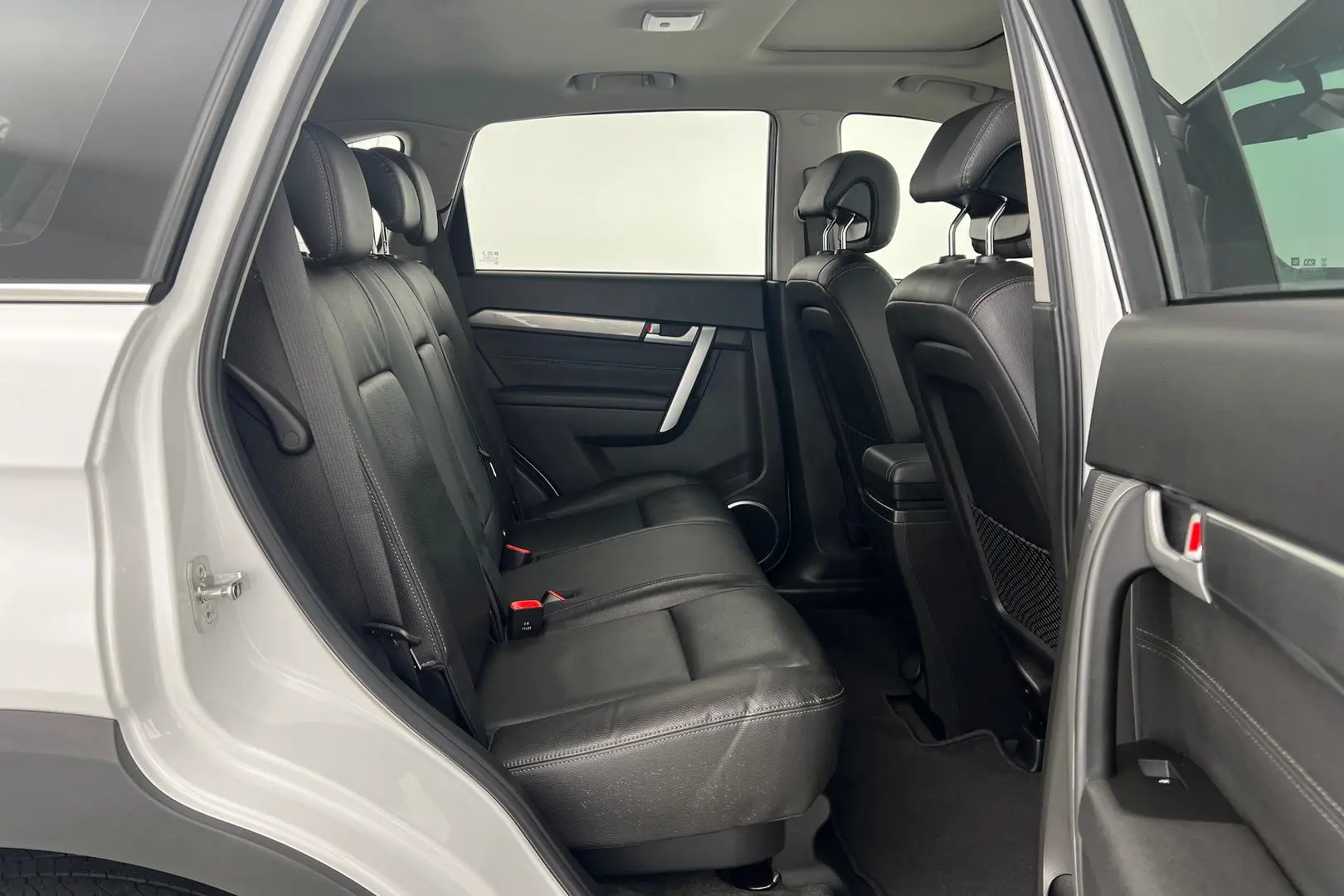 2017 Holden Captiva Gallery Image 11