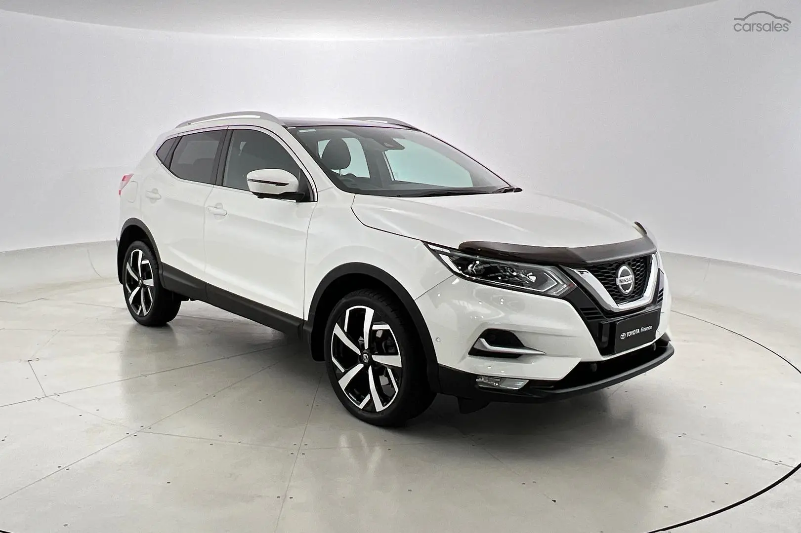 2020 Nissan QASHQAI Image 1