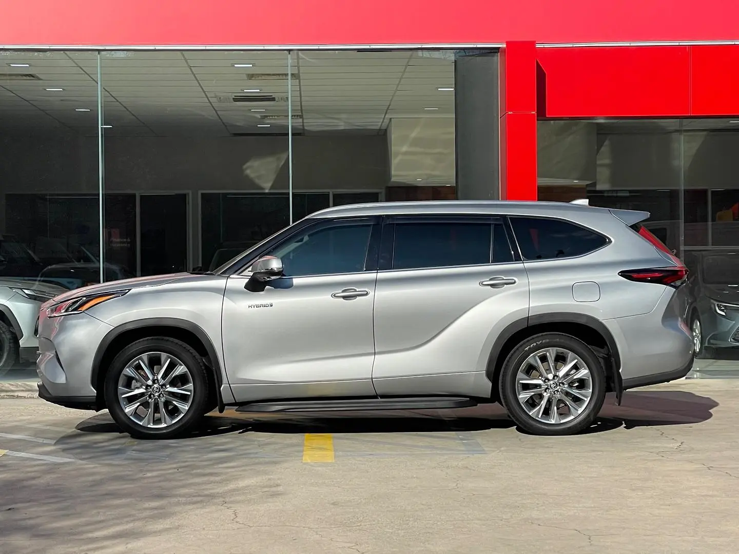 2024 Toyota Kluger Gallery Image 5