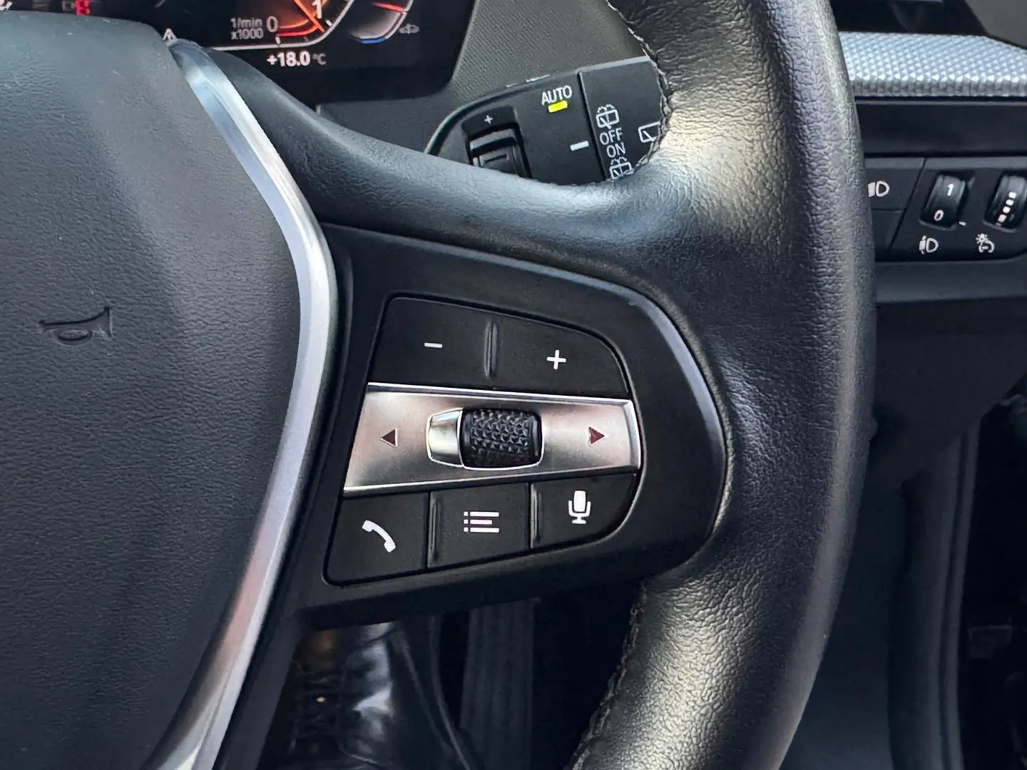 2022 BMW 1 Series Gallery Image 16