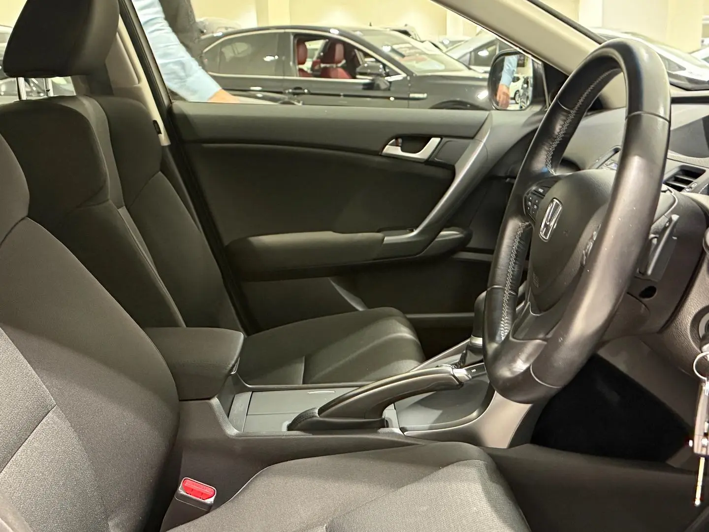 2012 Honda Accord Euro Gallery Image 12