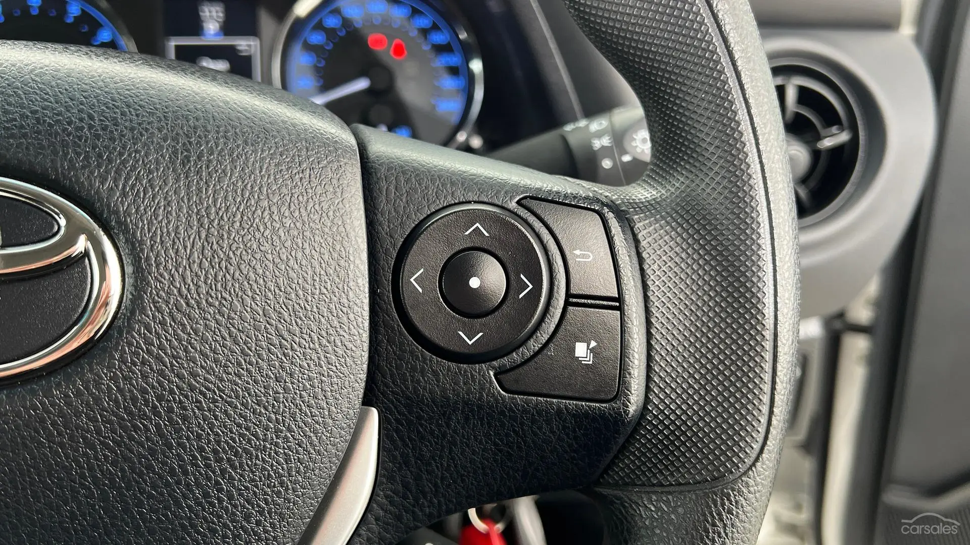 2019 Toyota Corolla Image 16