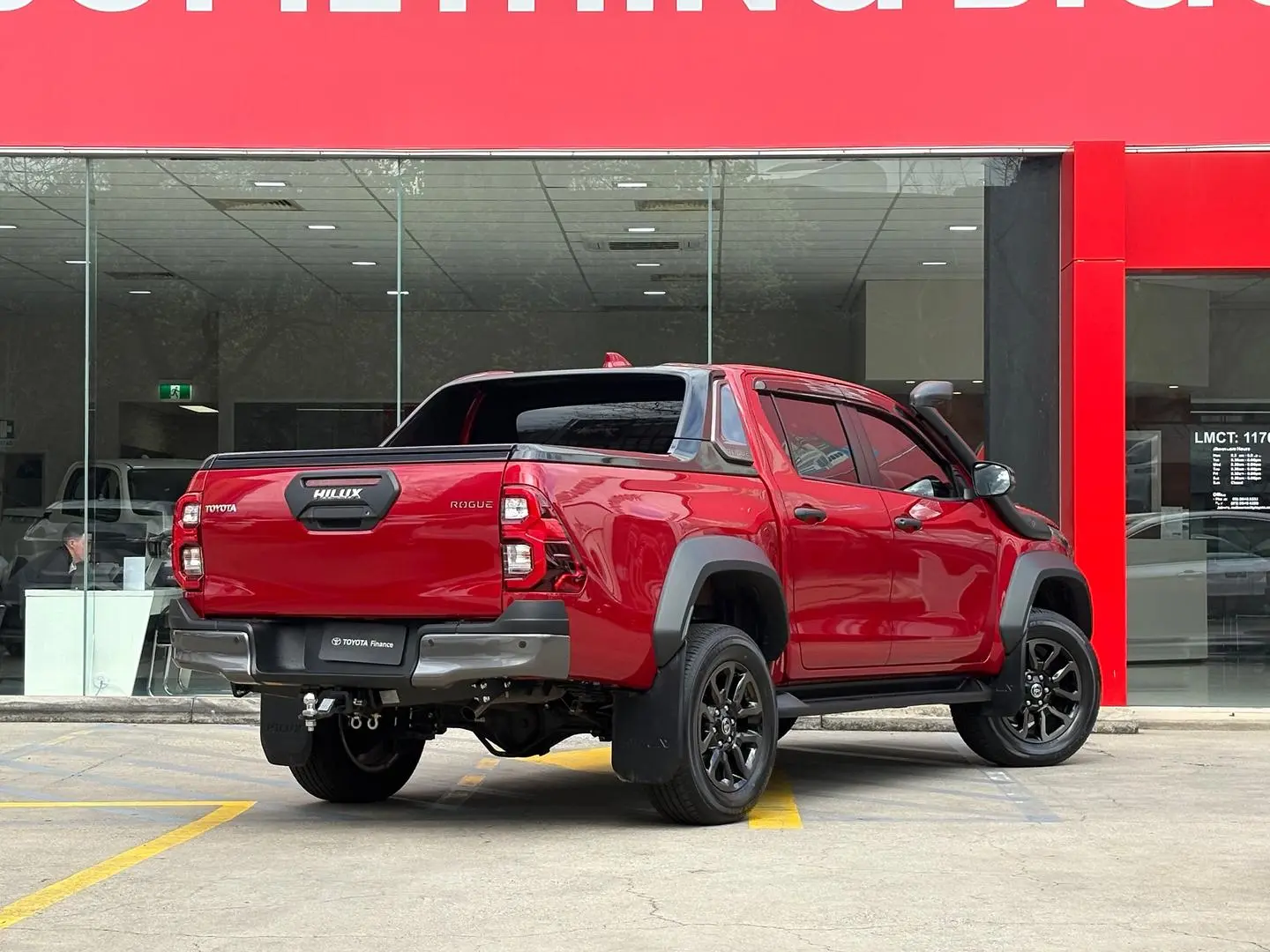2023 Toyota Hilux Gallery Image 9