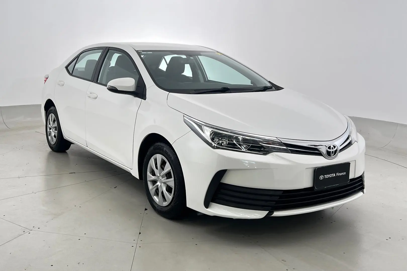 2018 Toyota Corolla Gallery Image 1