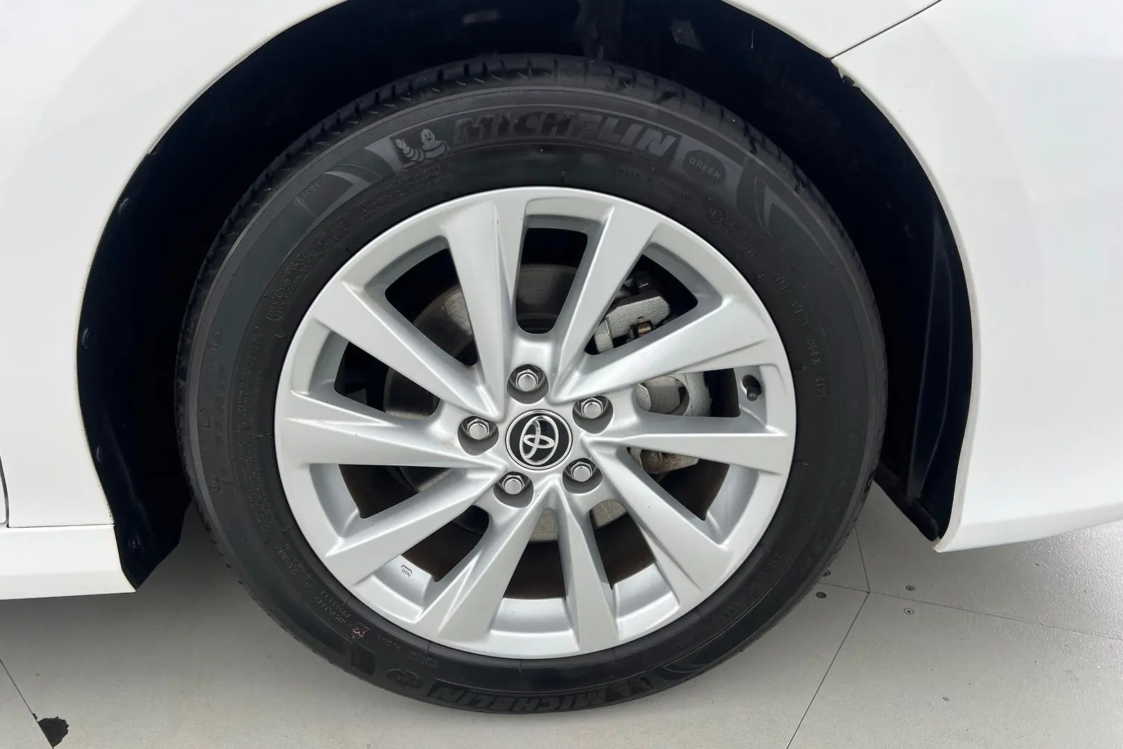 2021 Toyota Camry Gallery Image 15
