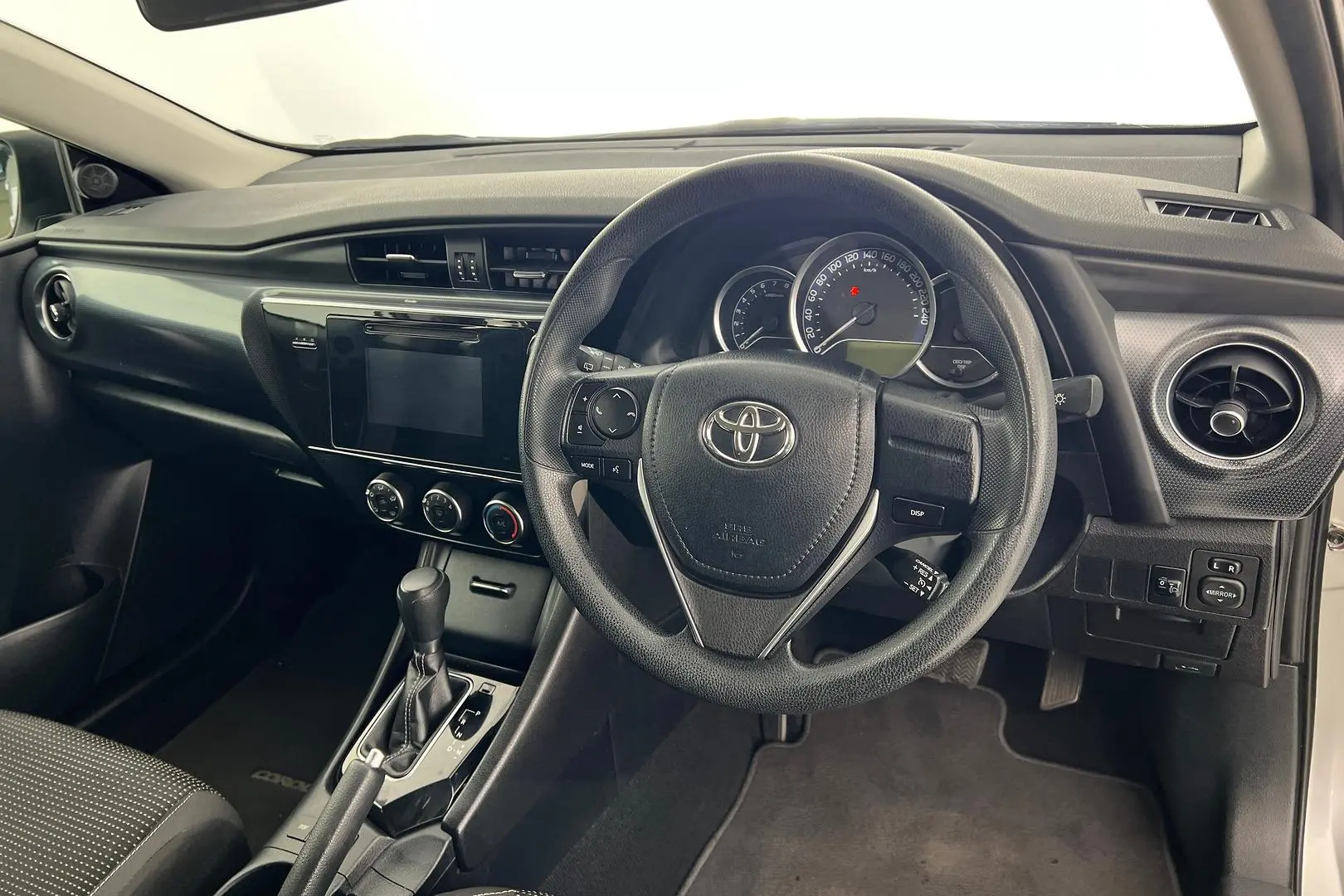 2016 Toyota Corolla Gallery Image 10
