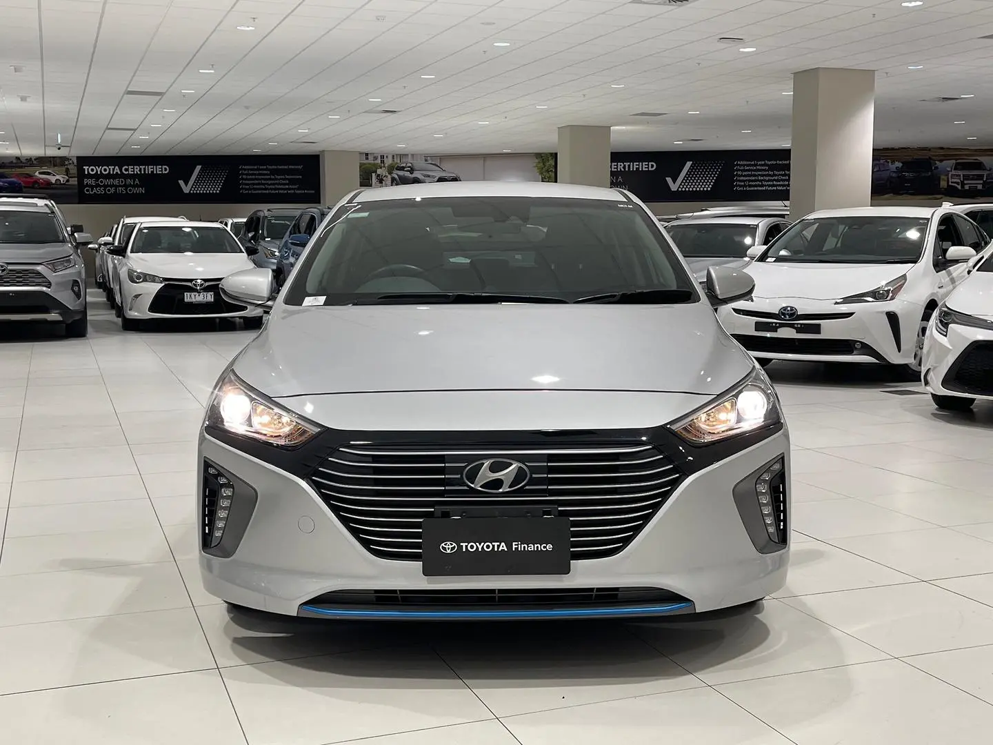 2019 Hyundai IONIQ Image 4