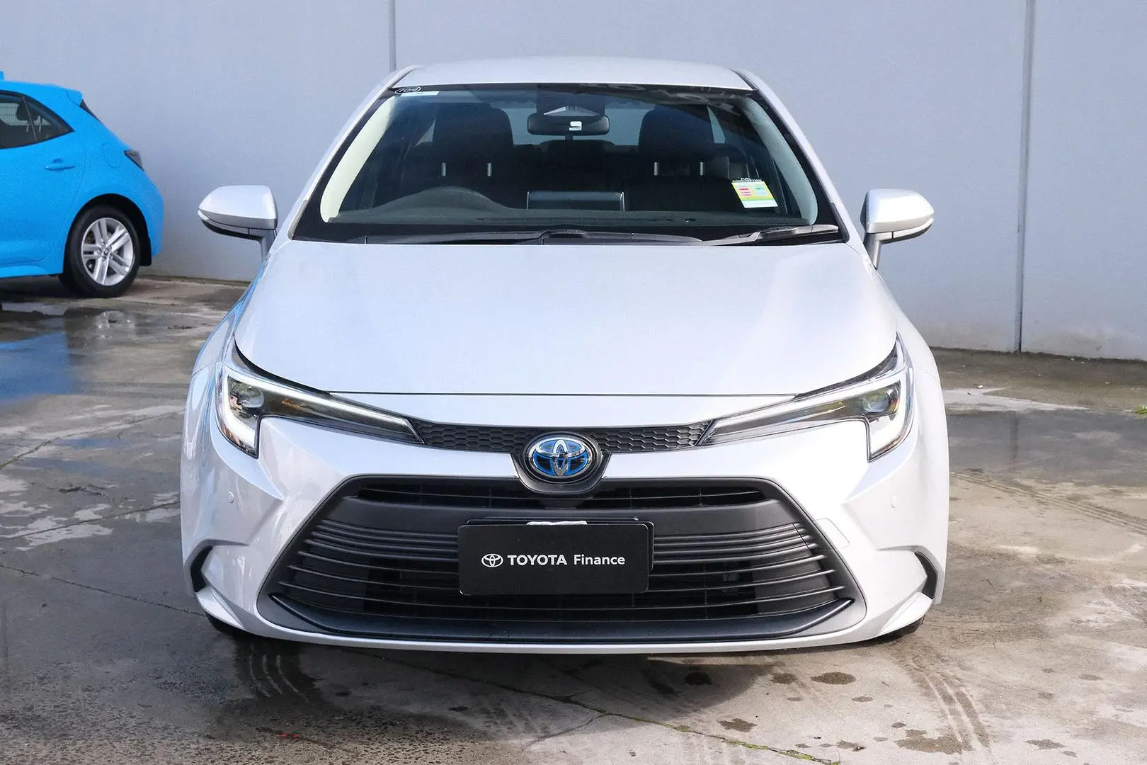 2025 Toyota Corolla Gallery Image 3