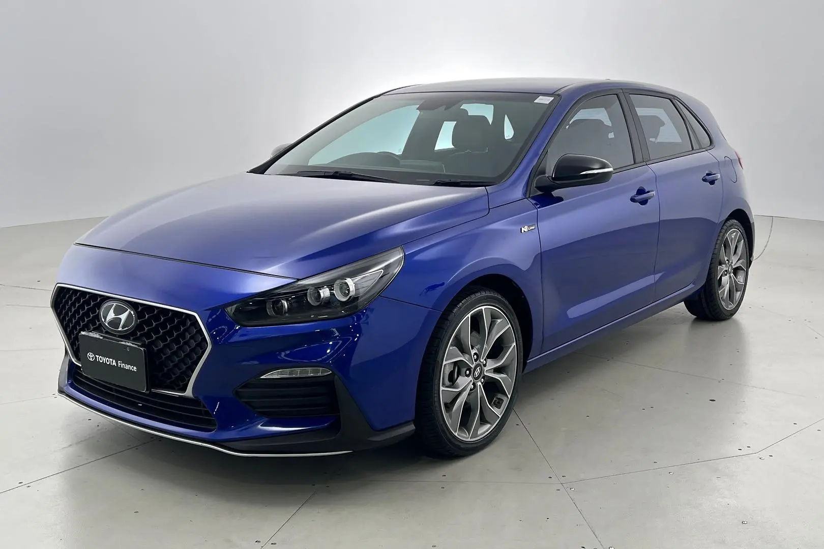 2020 Hyundai i30 Gallery Image 2
