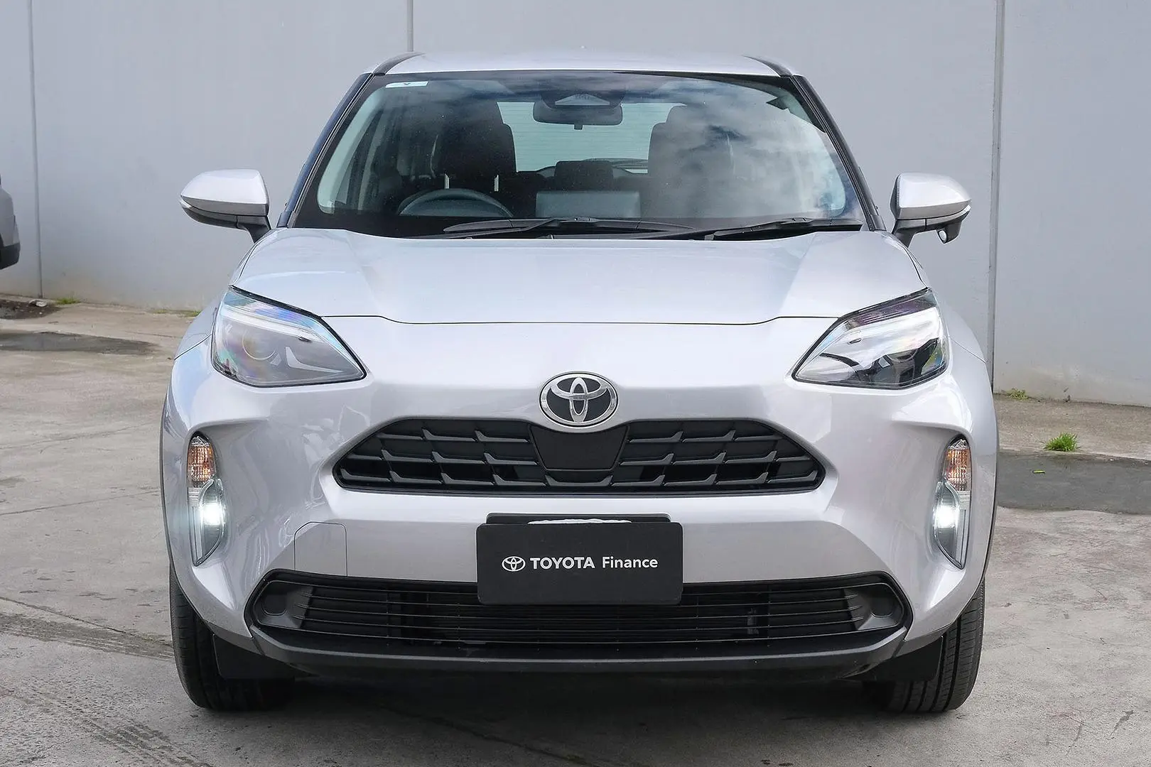 2024 Toyota Yaris Cross Gallery Image 3