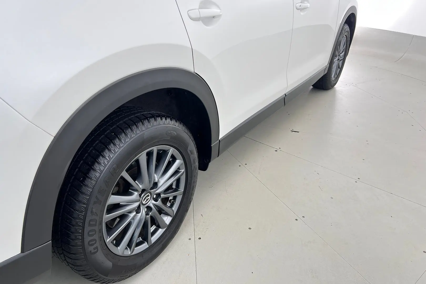 2019 Mazda CX-8 Gallery Image 5