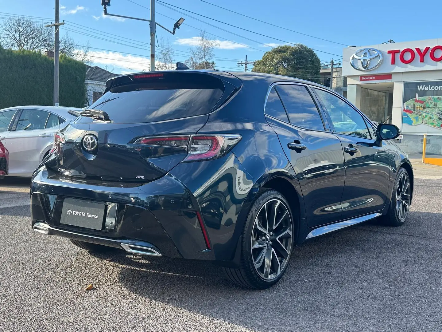 2019 Toyota Corolla Gallery Image 3
