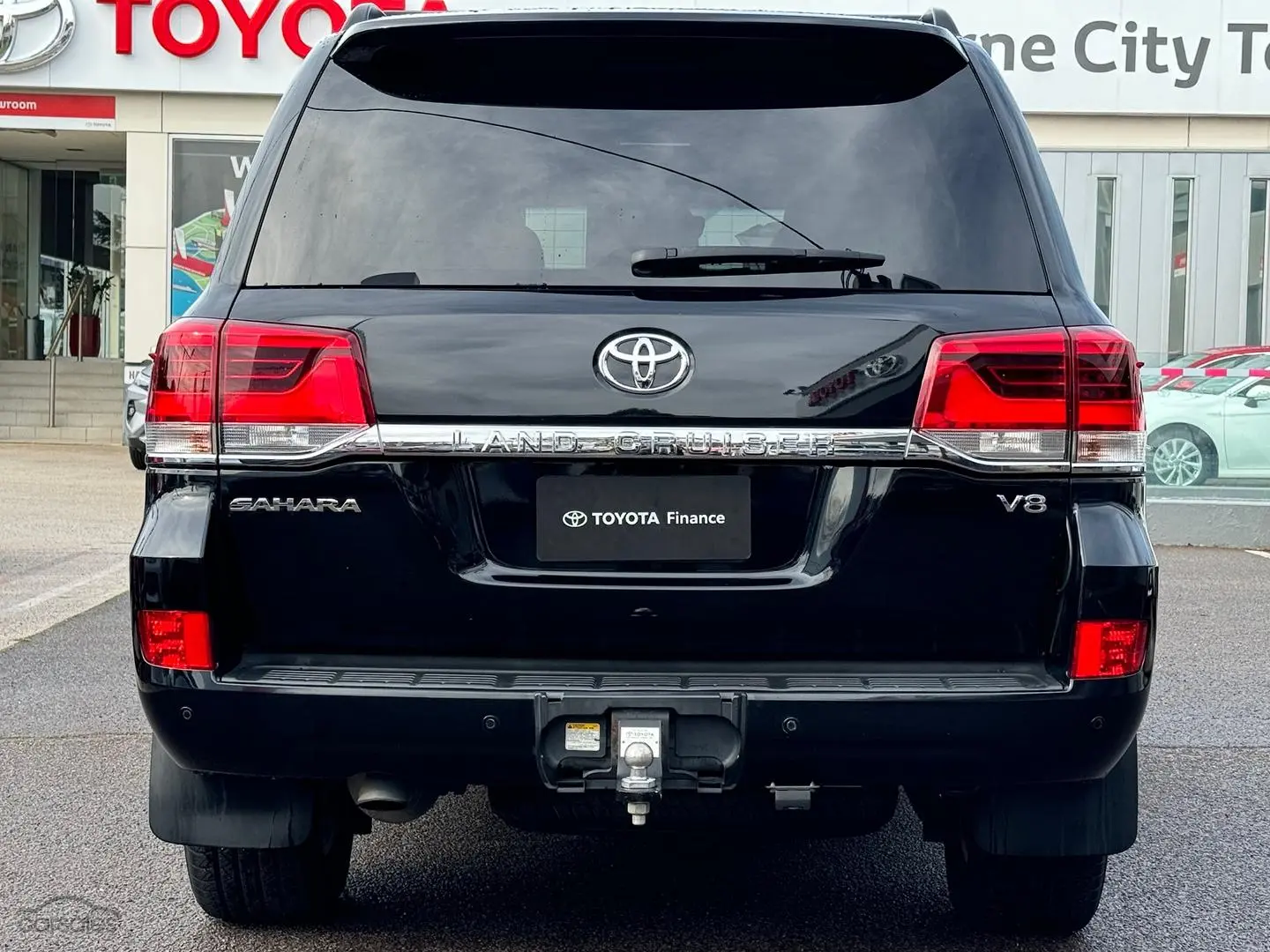 2018 Toyota Landcruiser Image 8