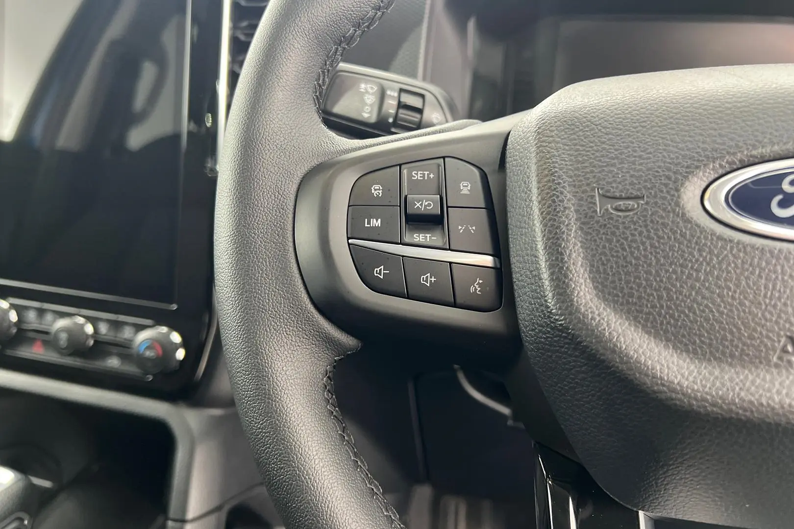 2024 Ford Ranger Gallery Image 16
