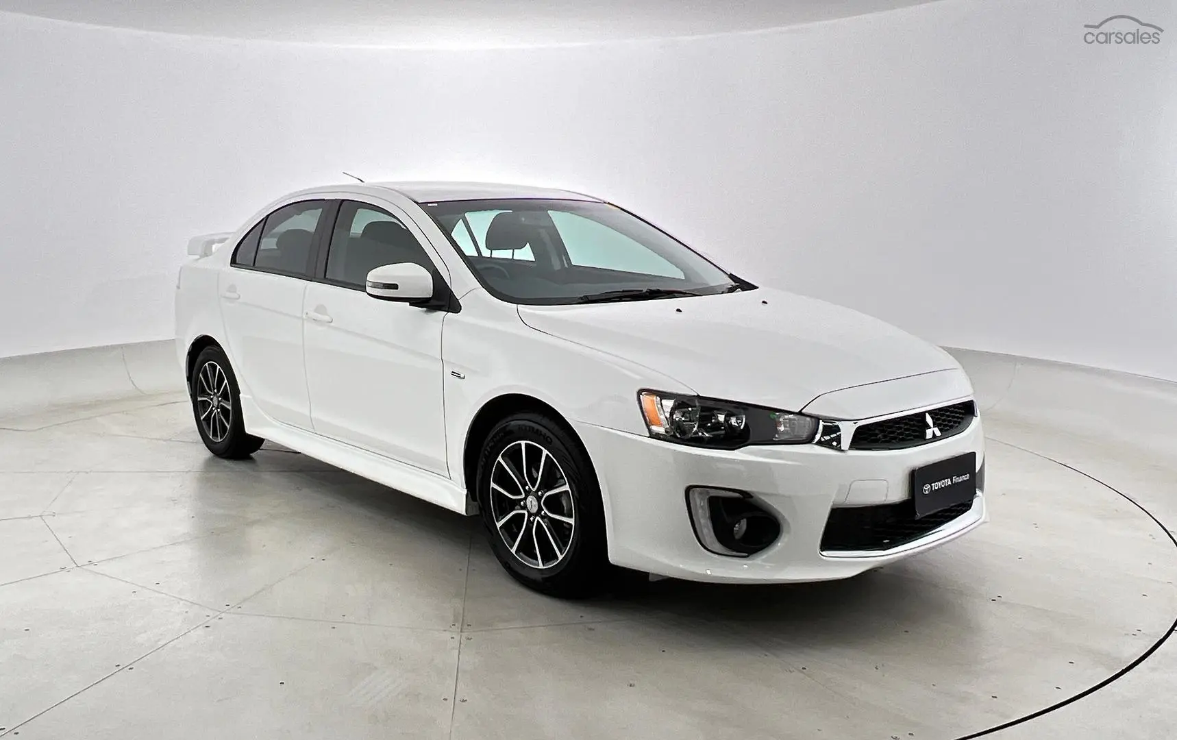 2017 Mitsubishi Lancer Image 1