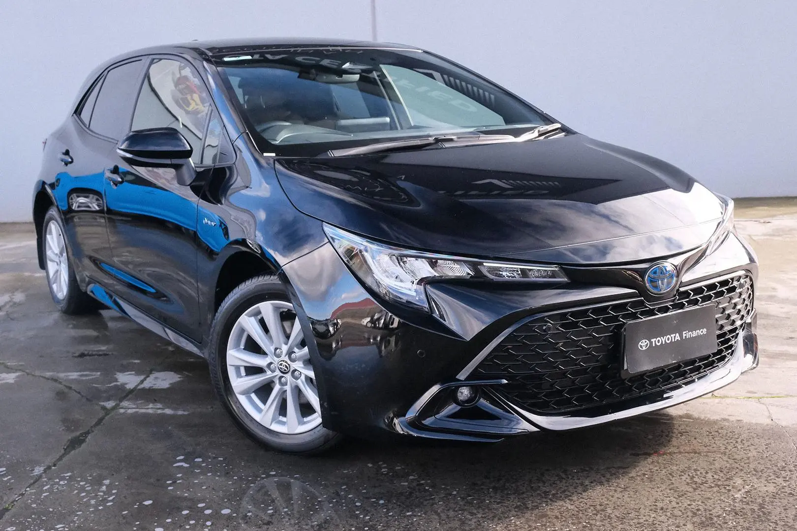 2024 Toyota Corolla Gallery Image 1