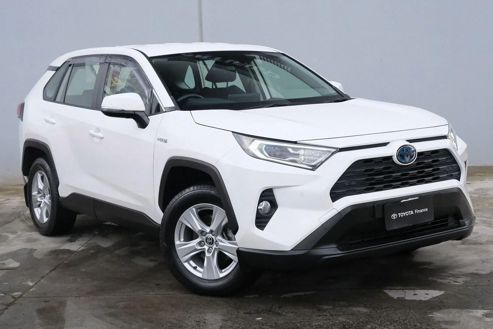 2021 Toyota RAV4 Gallery Image 1