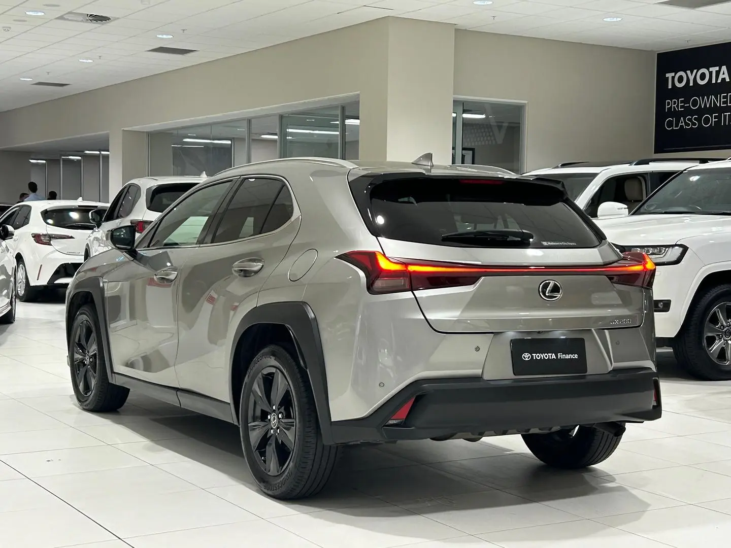 2023 Lexus UX Gallery Image 8