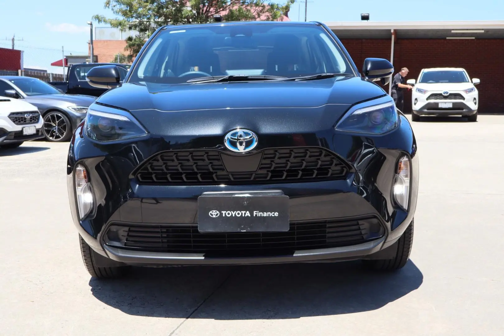 2021 Toyota Yaris Cross Gallery Image 2