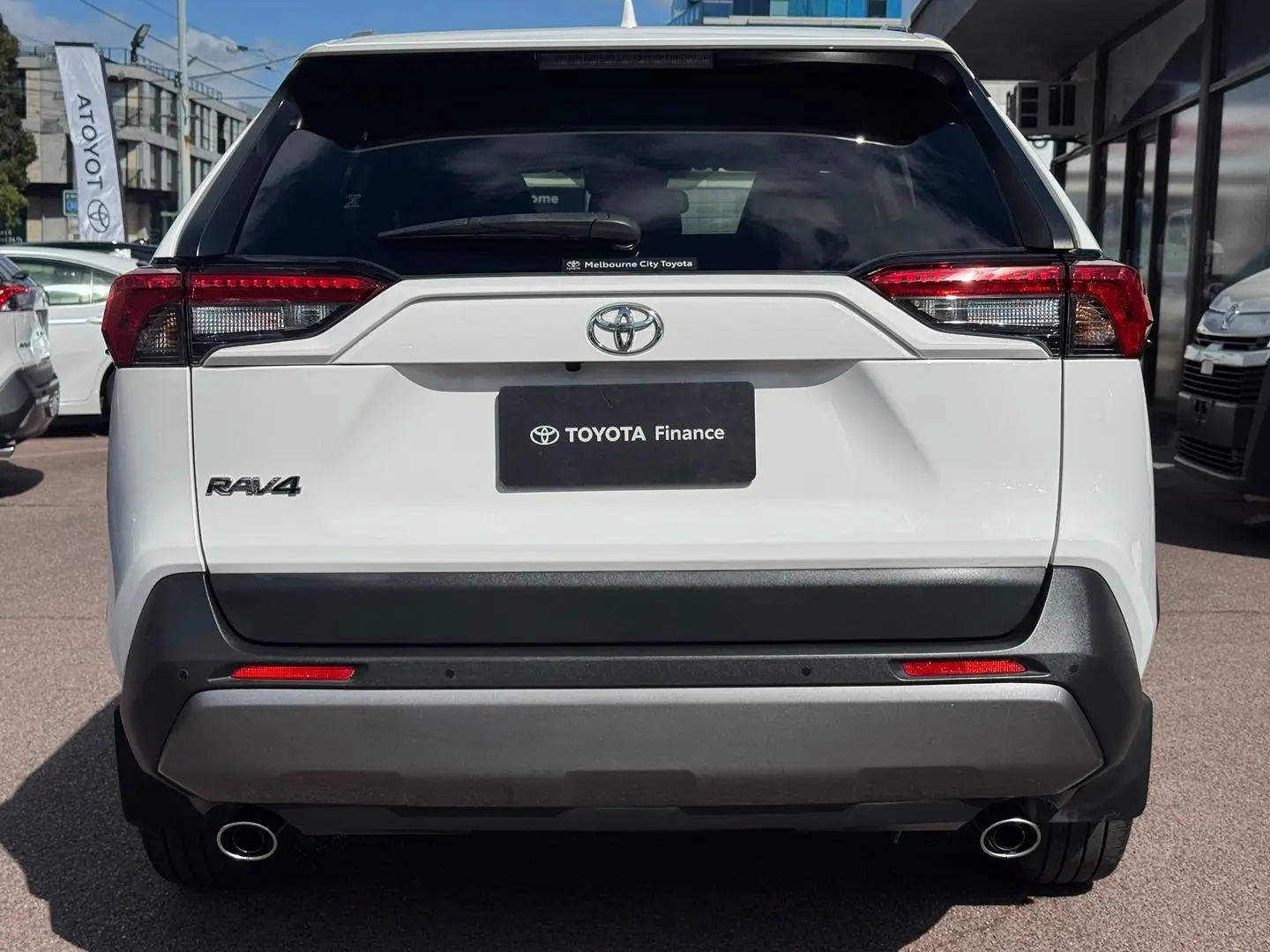 2021 Toyota RAV4 Gallery Image 6