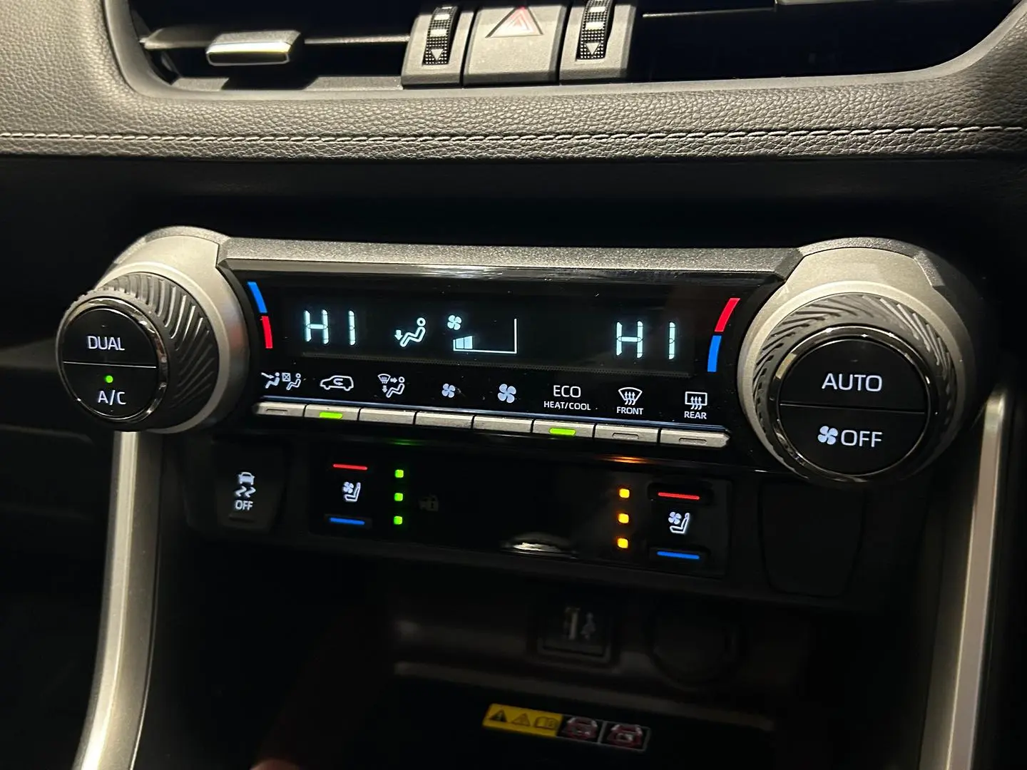 2024 Toyota RAV4 Gallery Image 18