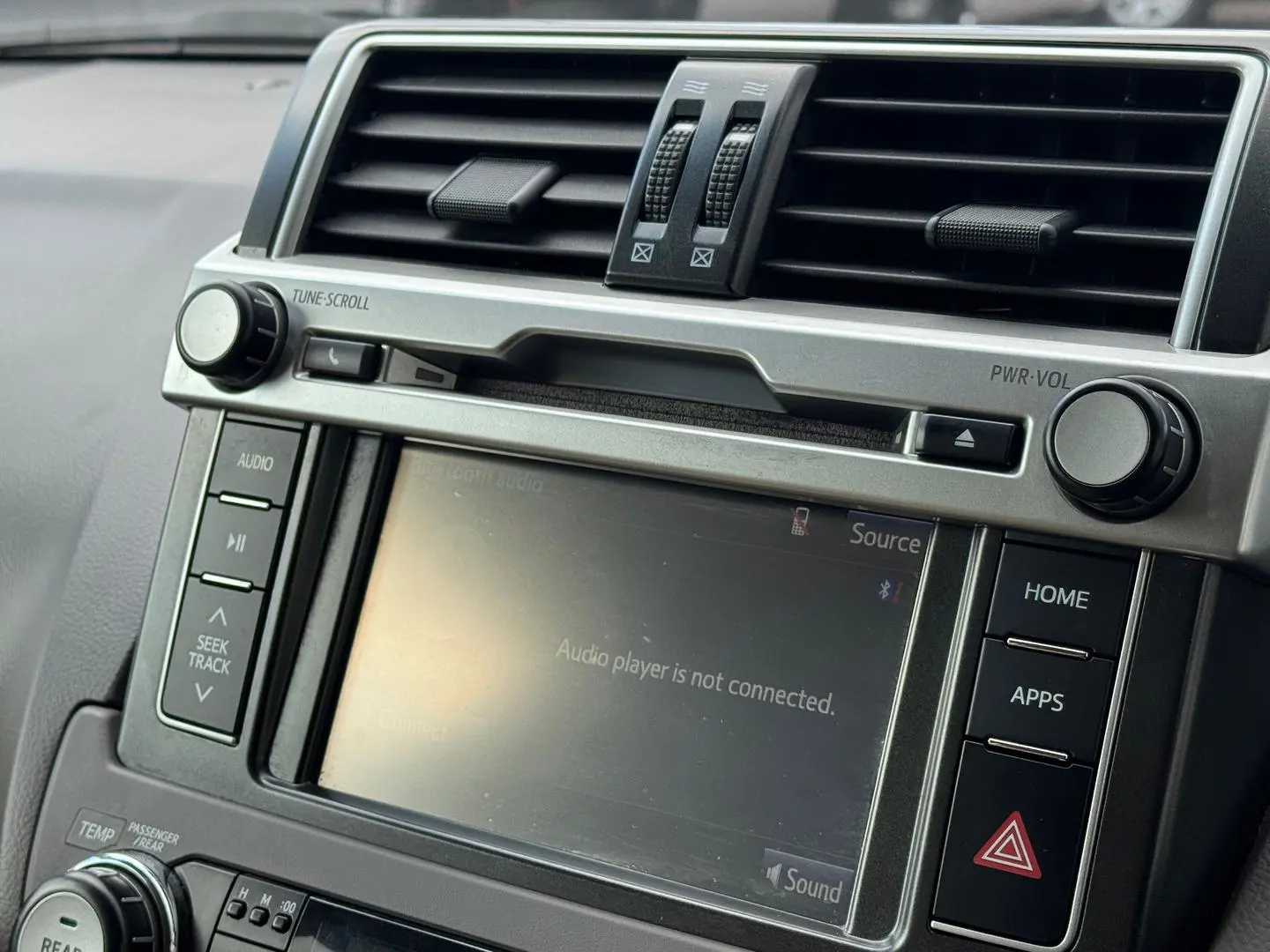 2014 Toyota Landcruiser Prado Gallery Image 17