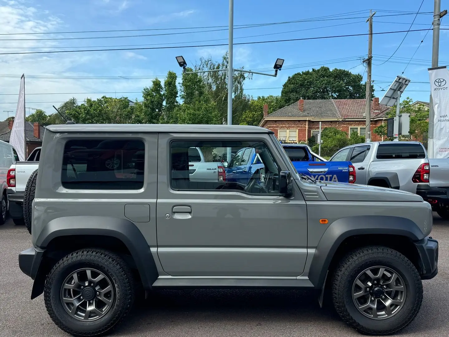 2021 Suzuki Jimny Gallery Image 3