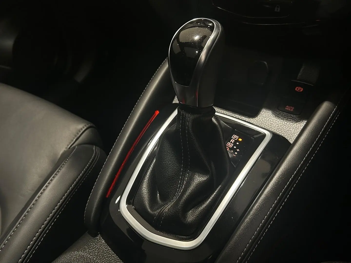 2020 Nissan QASHQAI Gallery Image 17