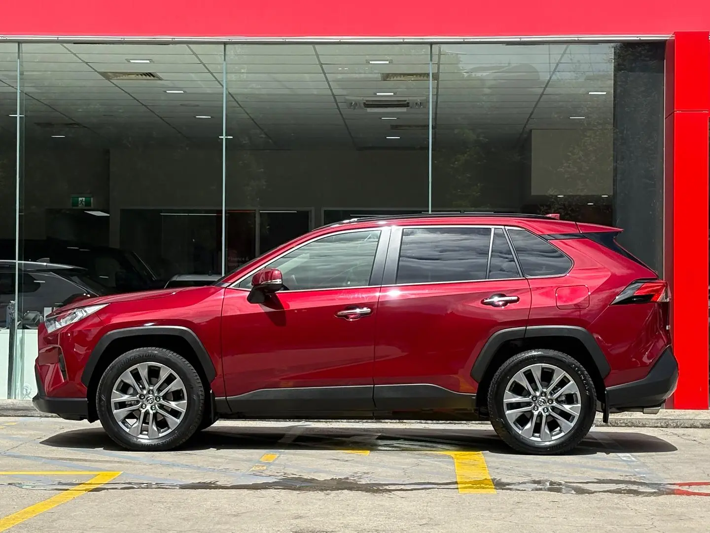 2024 Toyota RAV4 Gallery Image 6