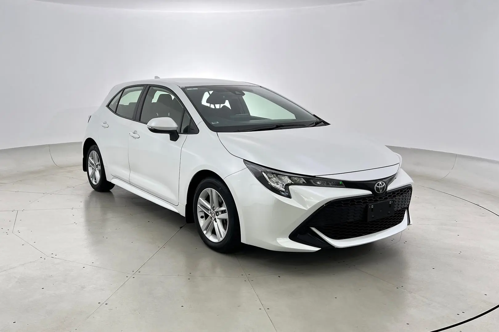 2021 Toyota Corolla Gallery Image 1