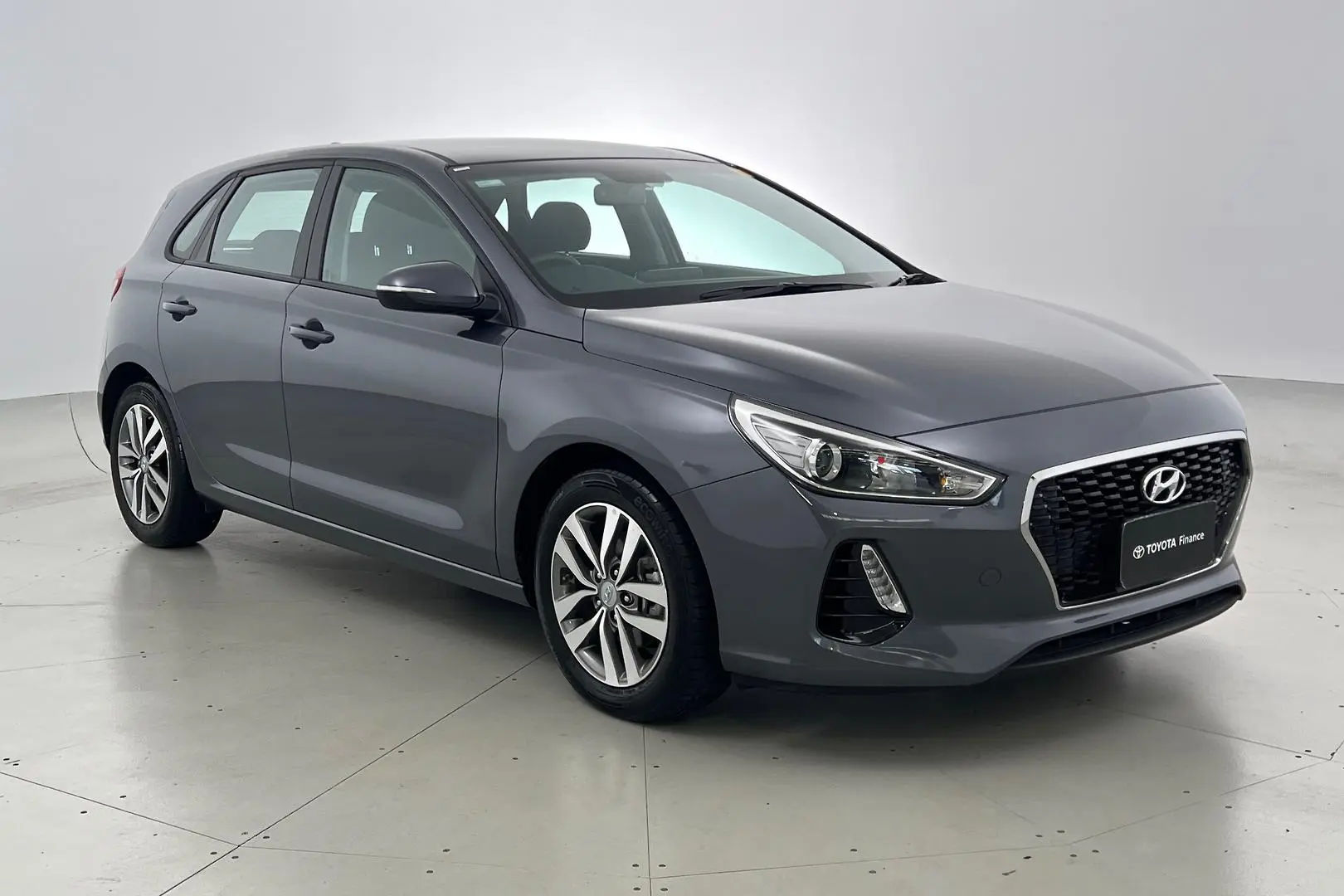 2019 Hyundai i30 Gallery Image 1