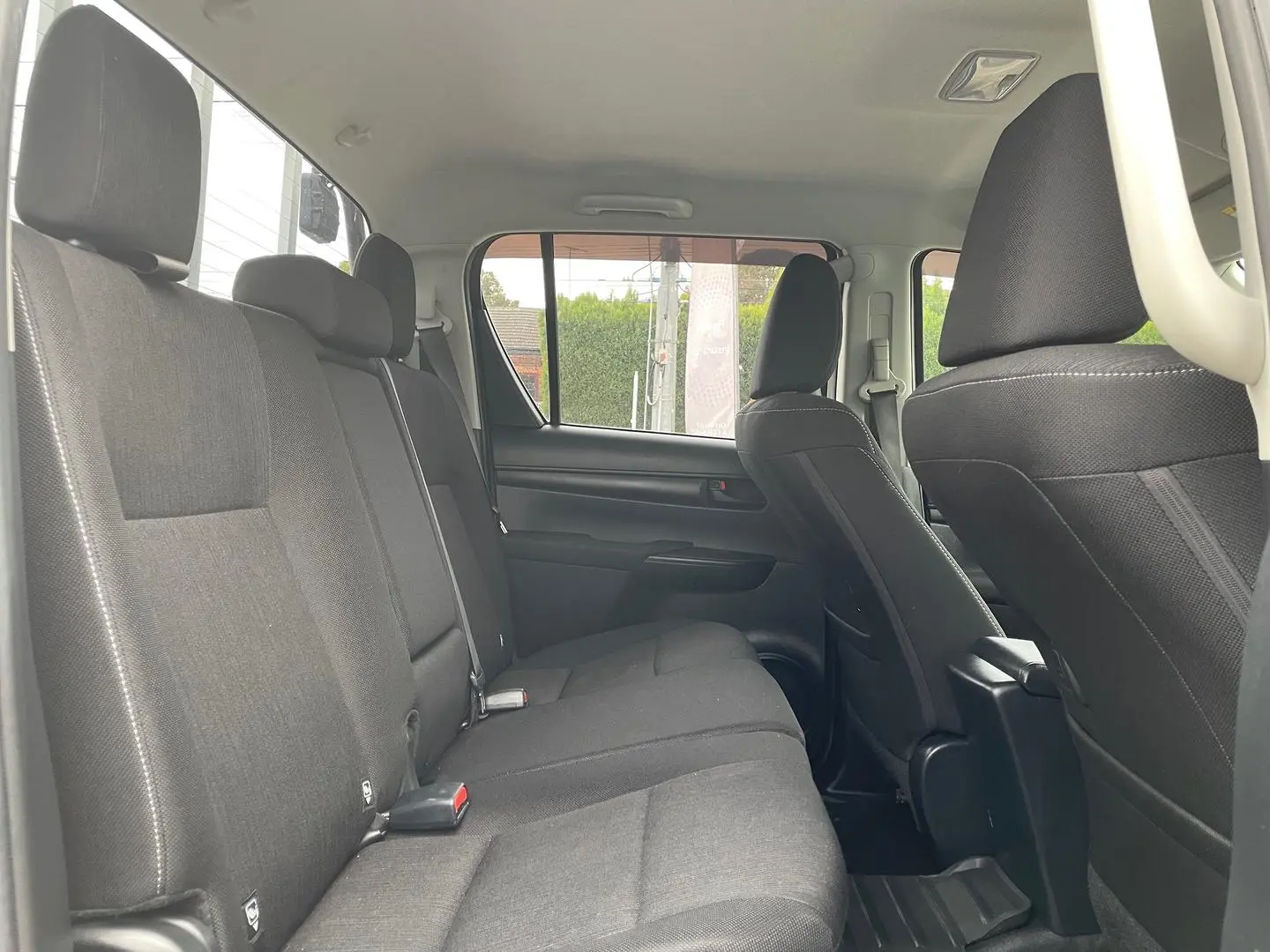 2020 Toyota Hilux Gallery Image 12